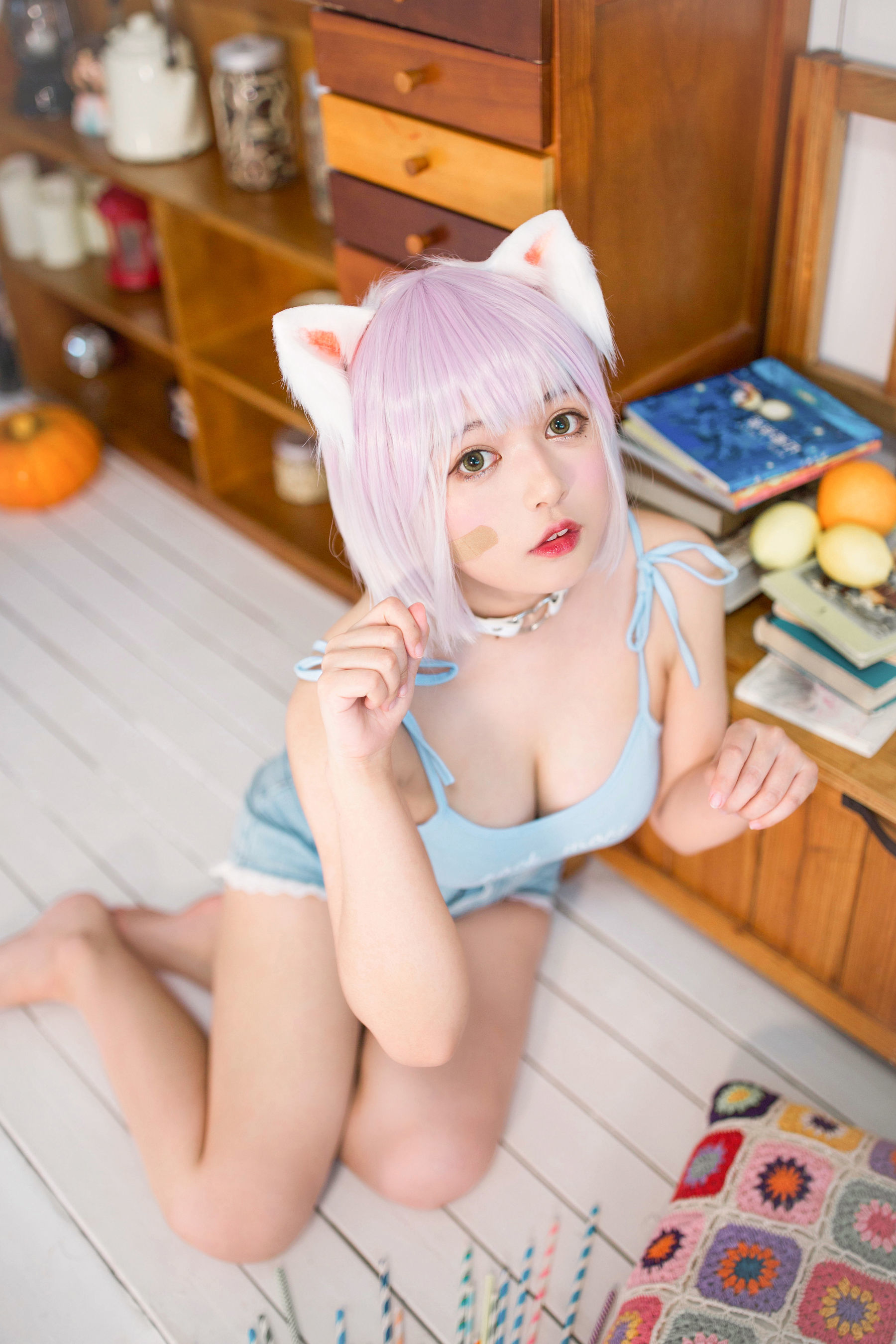 [网红COSER] 大眼萌妹黑猫猫OvO - 养猫小课堂/(35P)