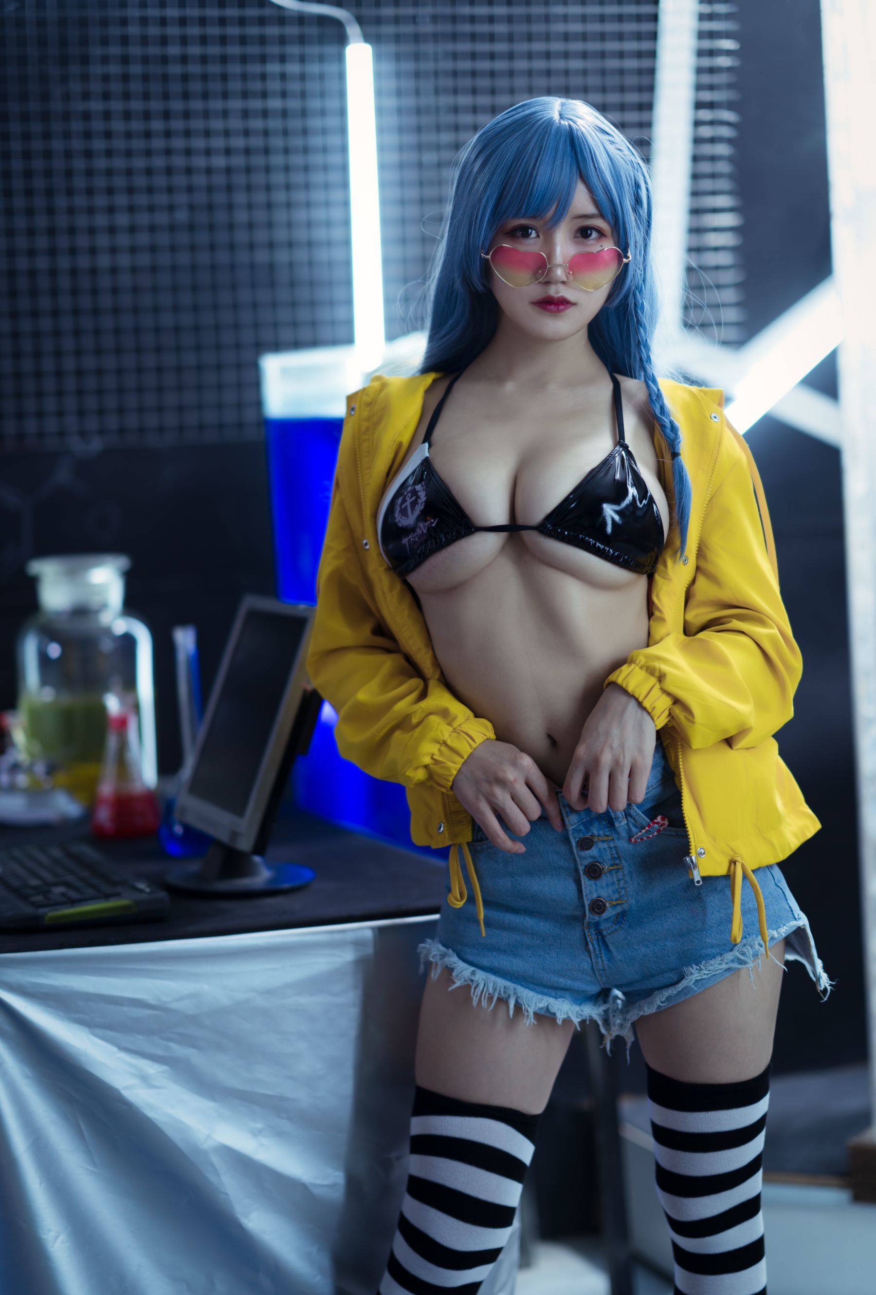 [网红COSER] 动漫博主小仓千代w - 舰长/(40P)