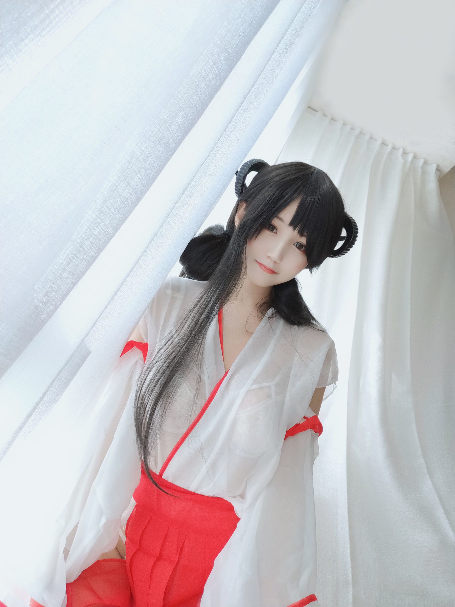 [网红COSER] 动漫博主小仓千代w - 巫女/(34P)