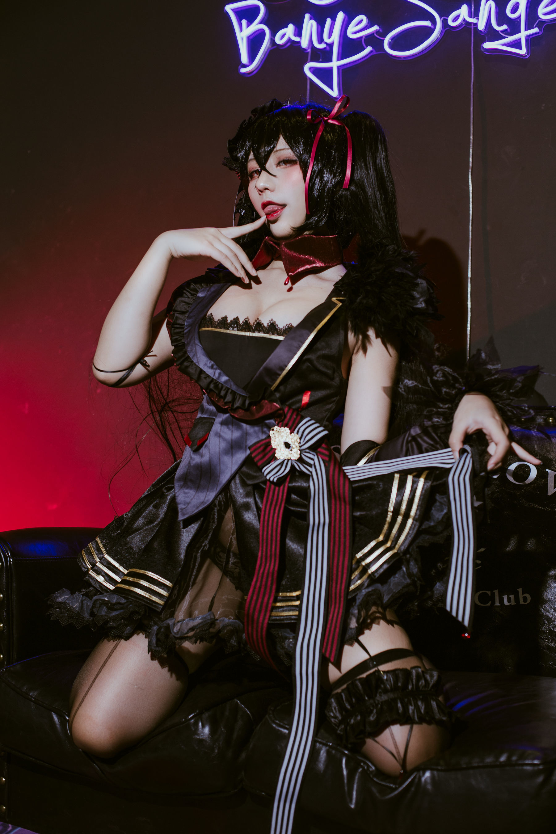 [网红COSER] 动漫博主九曲Jean - 大凤打歌服/(30P)