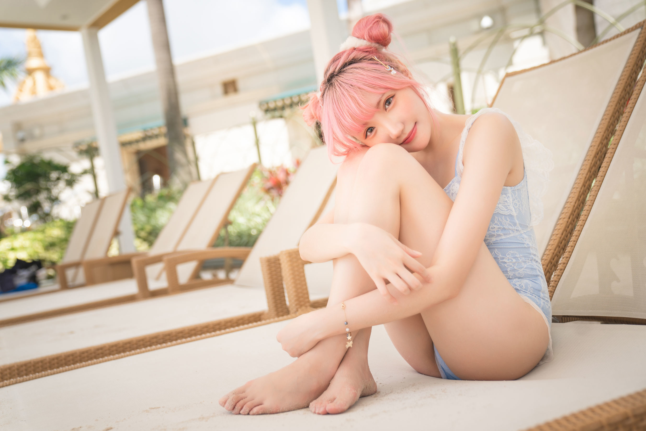 [网红COSER] Coser瓜希酱福利 - 度假水着/(10P)