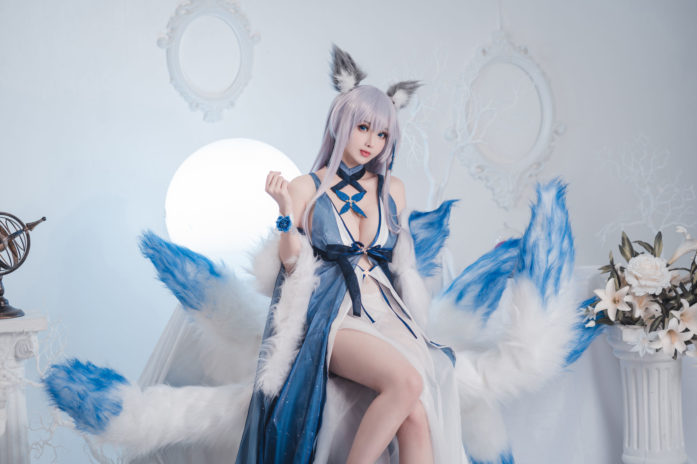 [网红COSER] COS福利rioko凉凉子 - 信浓礼服/(24P)