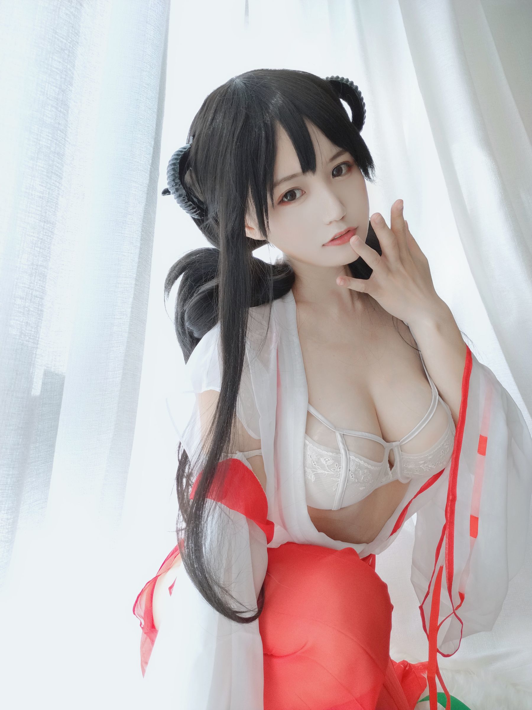 [网红COSER] 动漫博主小仓千代w - 巫女/(34P)