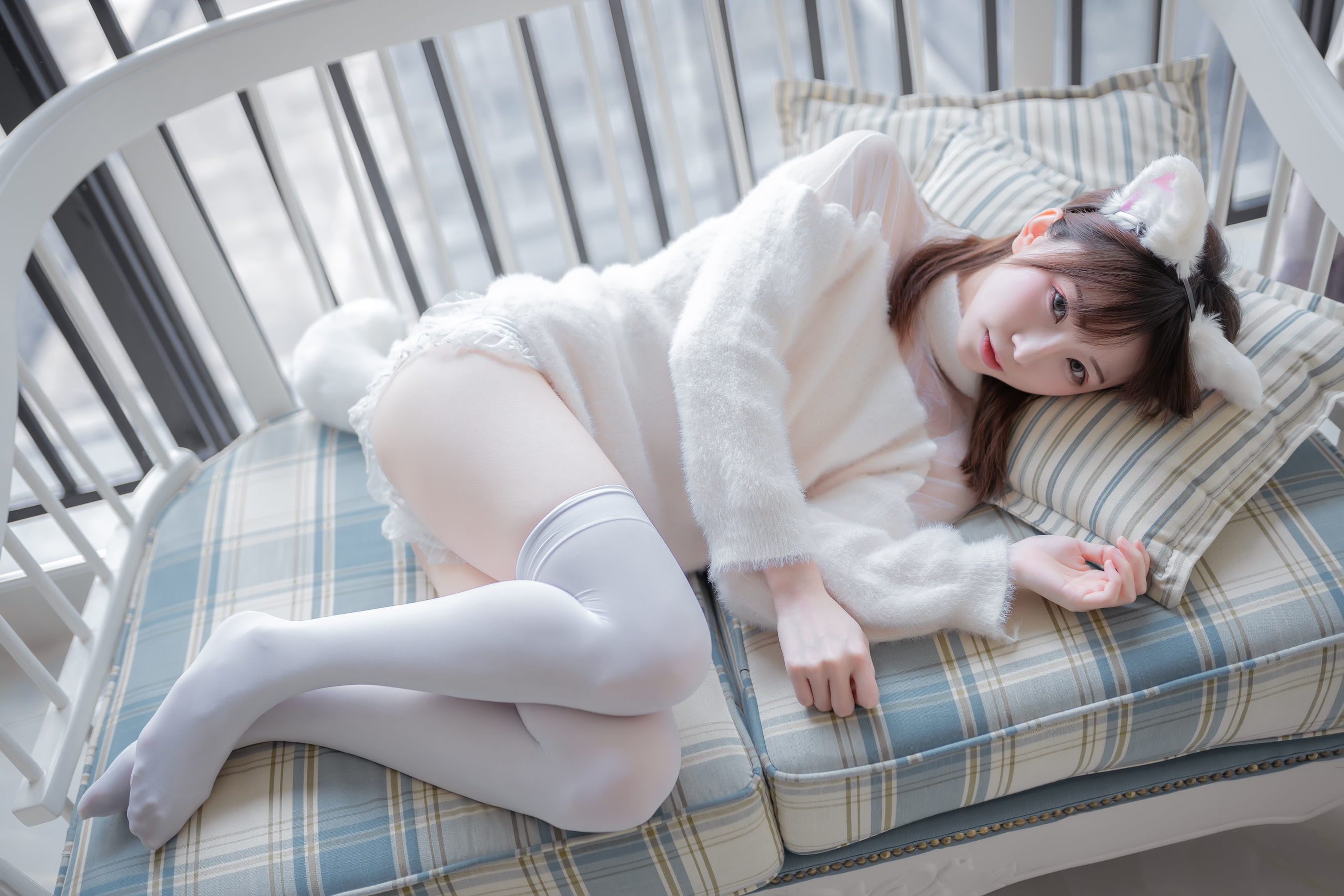 [网红COSER] 动漫博主Kitaro_绮太郎 - 白喵女友/(41P)