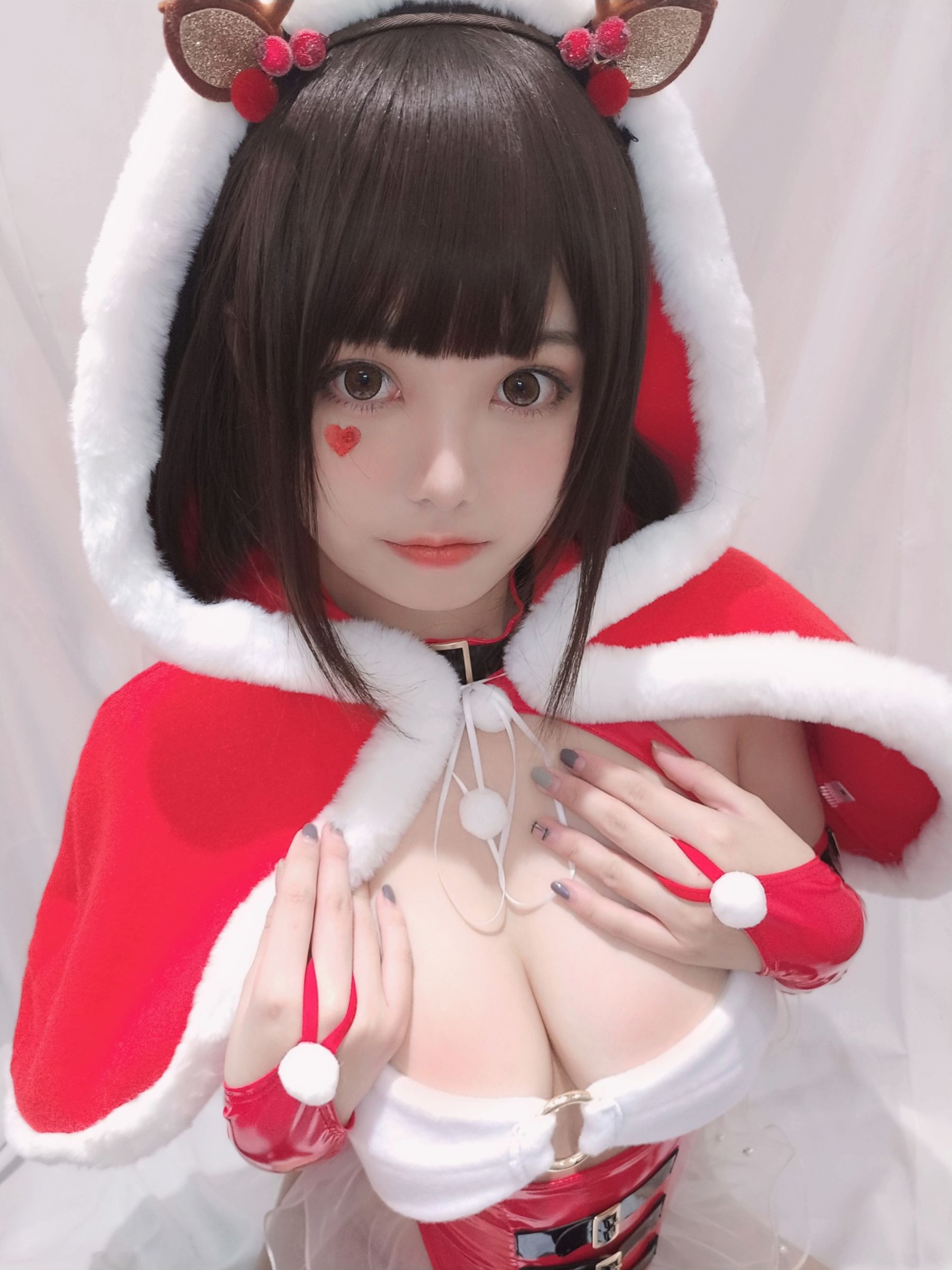 [Cosplay写真] 萌系小姐姐蜜汁猫裘 - 圣诞自拍/(36P)