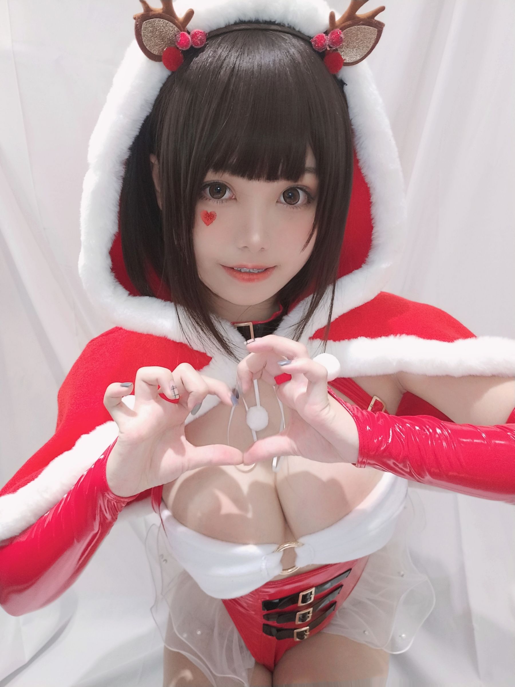 [Cosplay写真] 萌系小姐姐蜜汁猫裘 - 圣诞自拍/(36P)