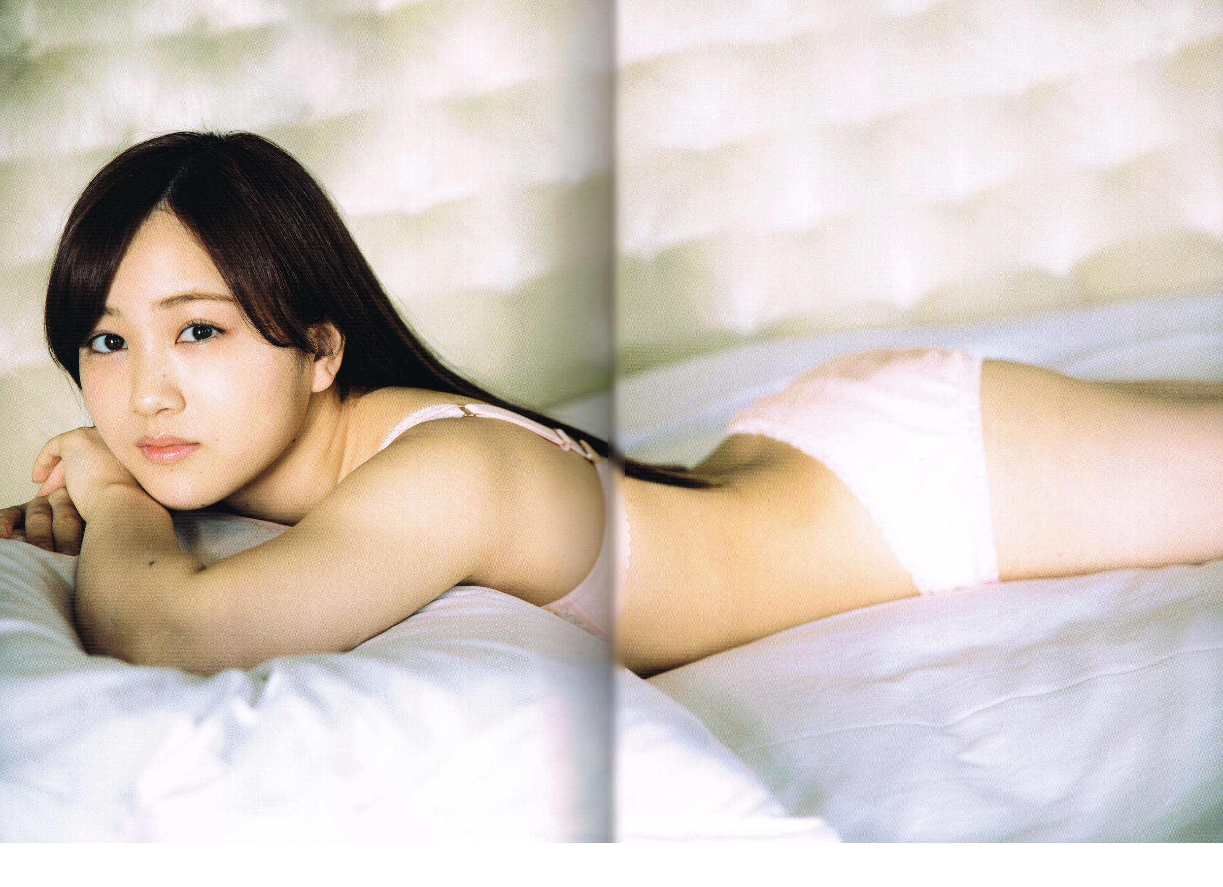 星野みなみ/星野南 1st [Itazura] [PhotoBook]/(121P)