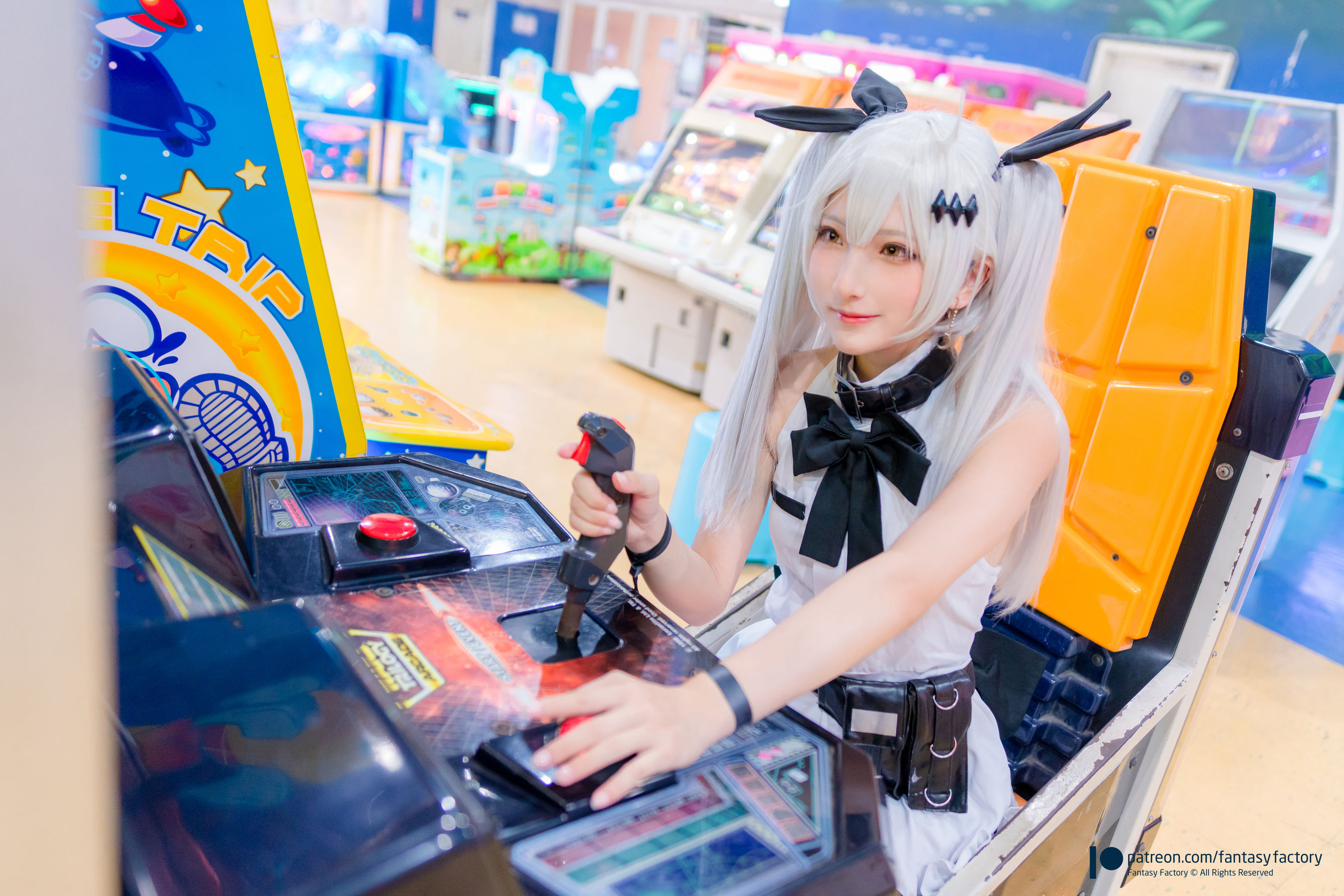 [Cosplay写真] 小丁 《Fantasy Factory》 - 2019.11 黑白 薄纱 网袜/(74P)