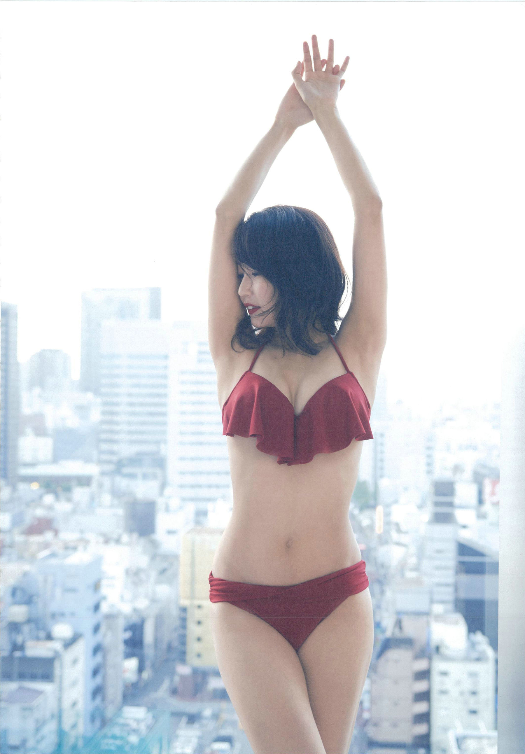 惣田紗莉渚 1st《うらばなし》 [PhotoBook]/(114P)