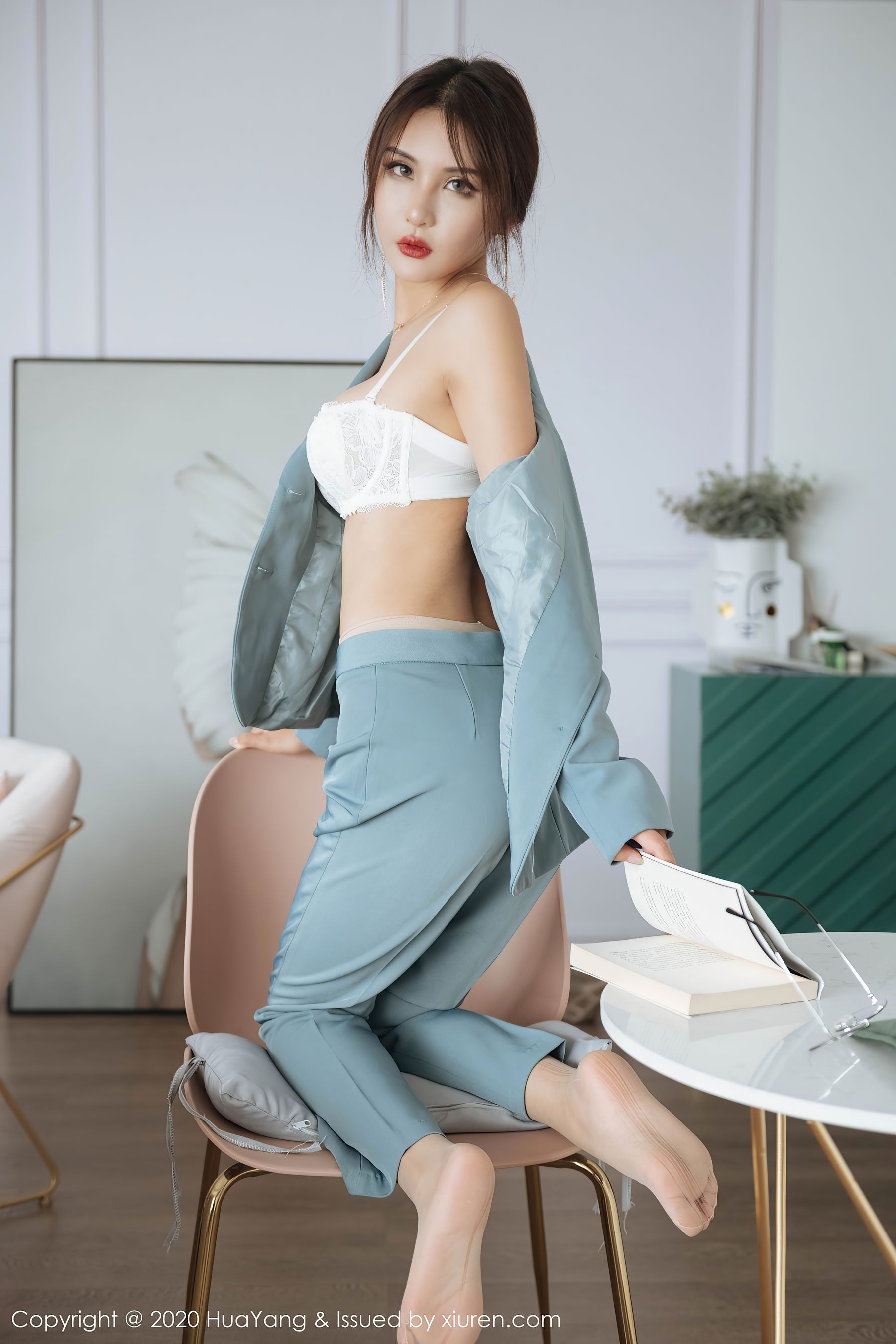 [花漾HuaYang] Vol.295 Emily顾奈奈/(72P)