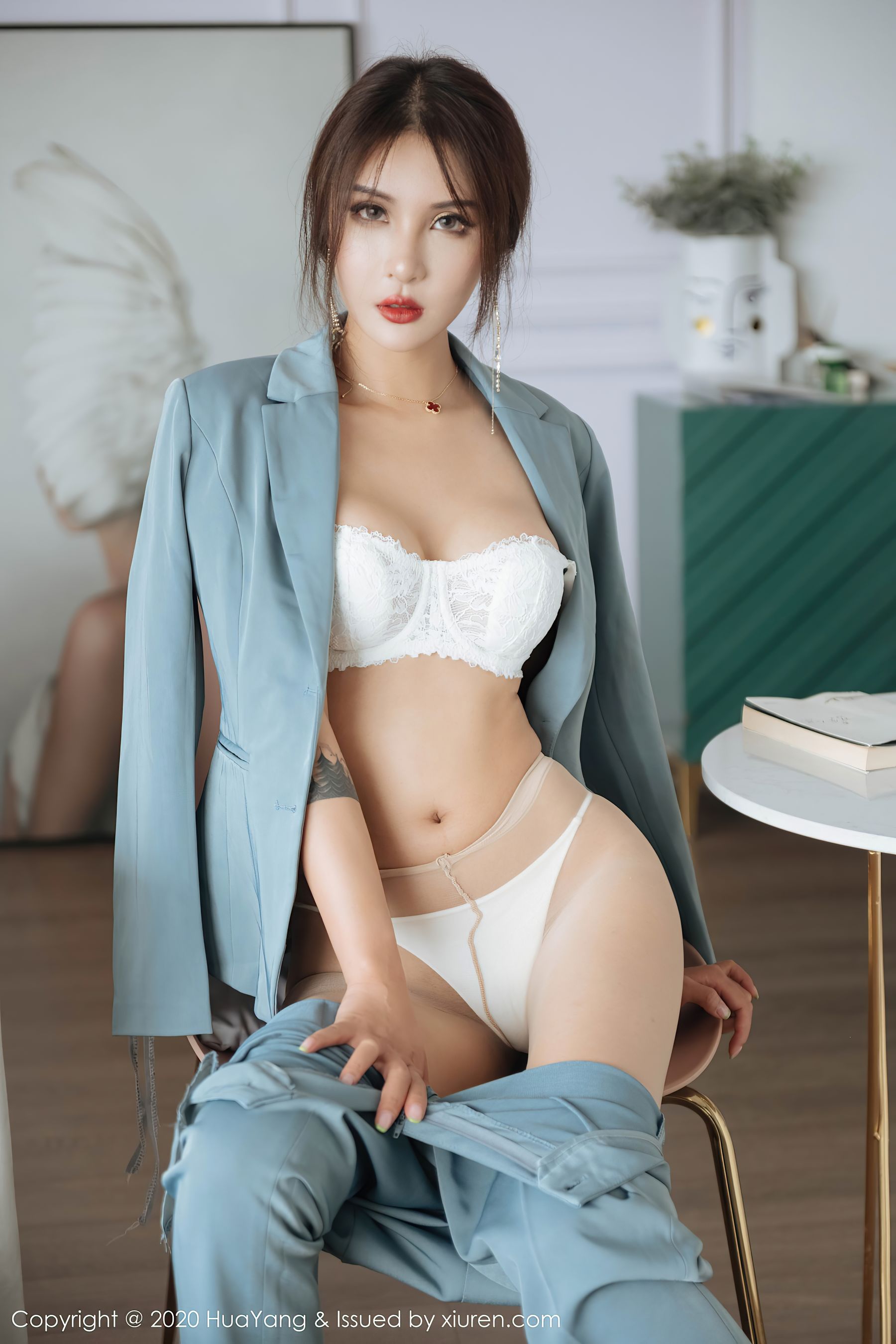 [花漾HuaYang] Vol.295 Emily顾奈奈/(72P)