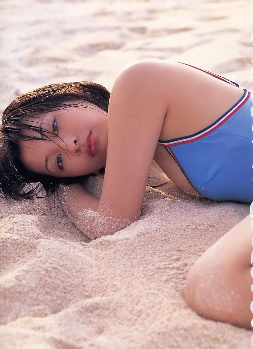 山崎真实《MAMI 藏》 [PhotoBook]/(88P)