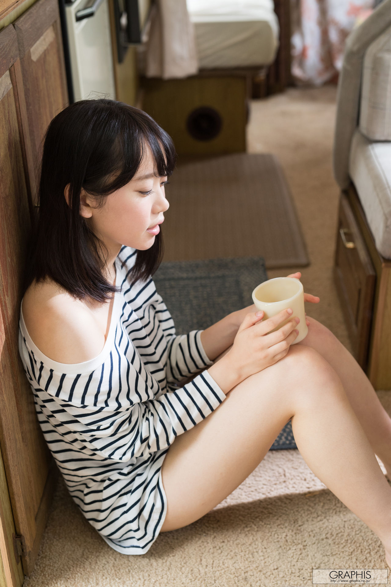 Yura Kano 架乃ゆら [Graphis] First Gravure 初脫ぎ娘/(59P)