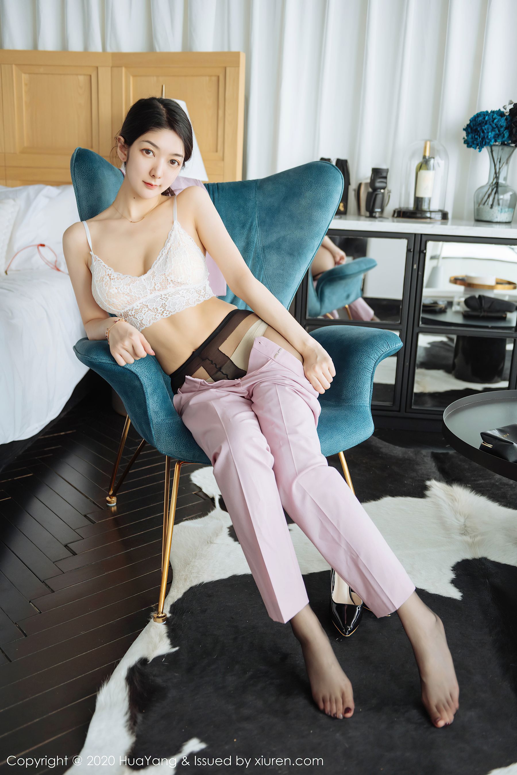 [花漾HuaYang] Vol.255 Angela小热巴/(60P)