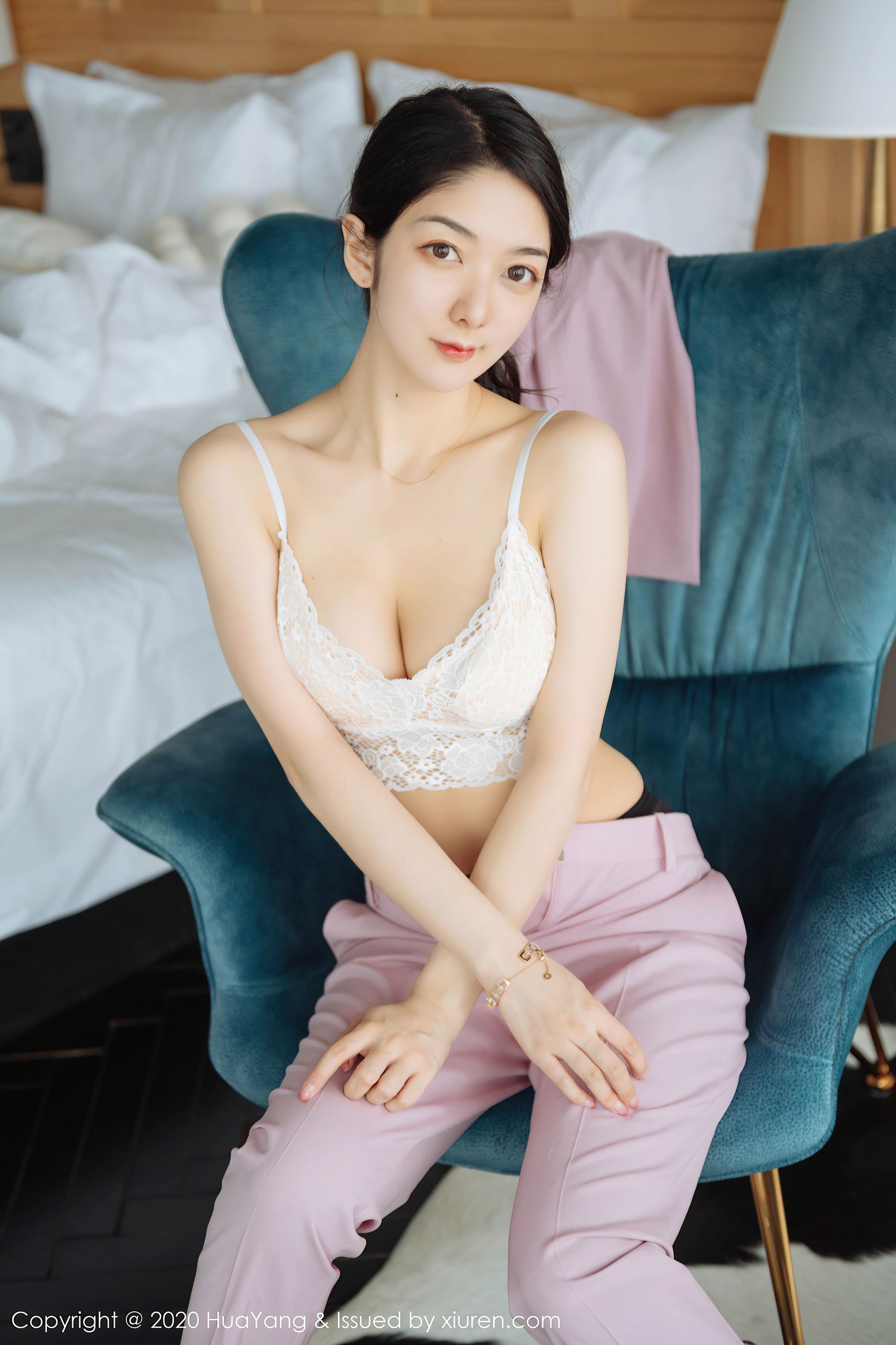 [花漾HuaYang] Vol.255 Angela小热巴/(60P)