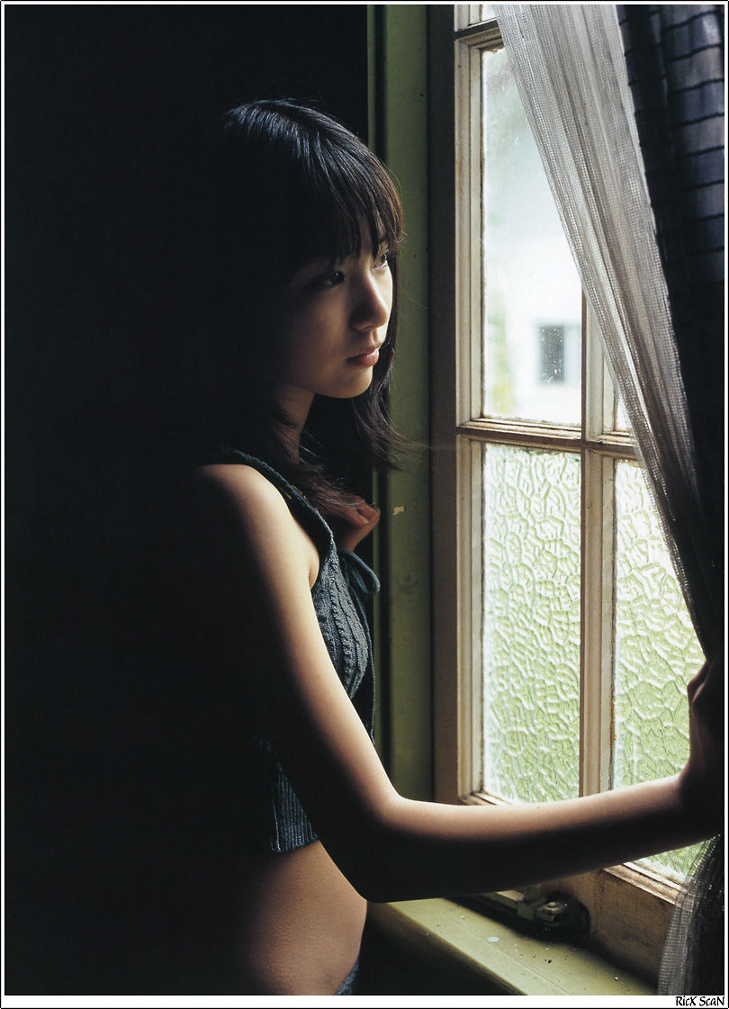 戸田恵梨香《Nature》 [Photobook]/(106P)