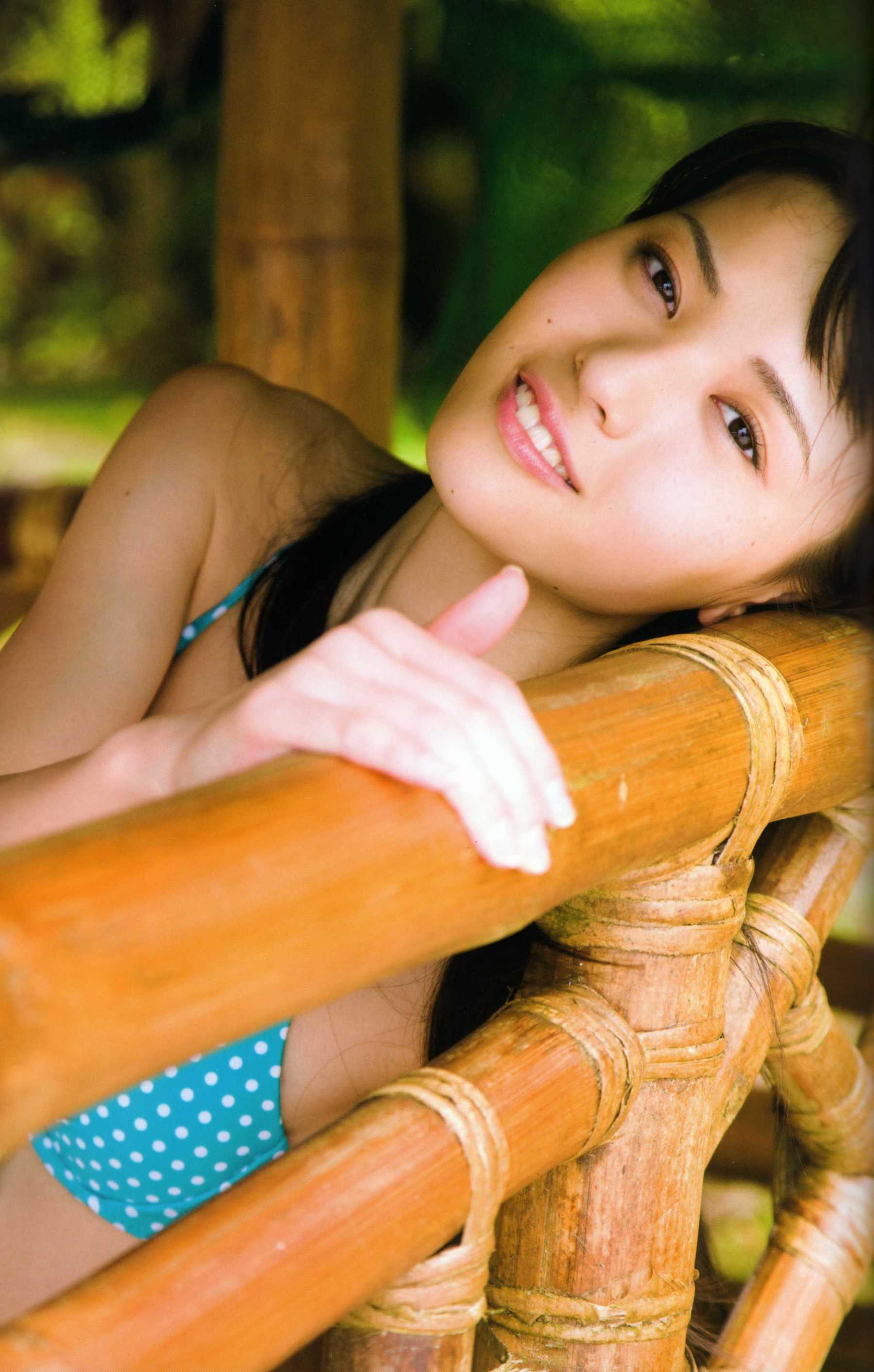 Maimi Yajima 矢島舞美  [PhotoBook]/(86P)