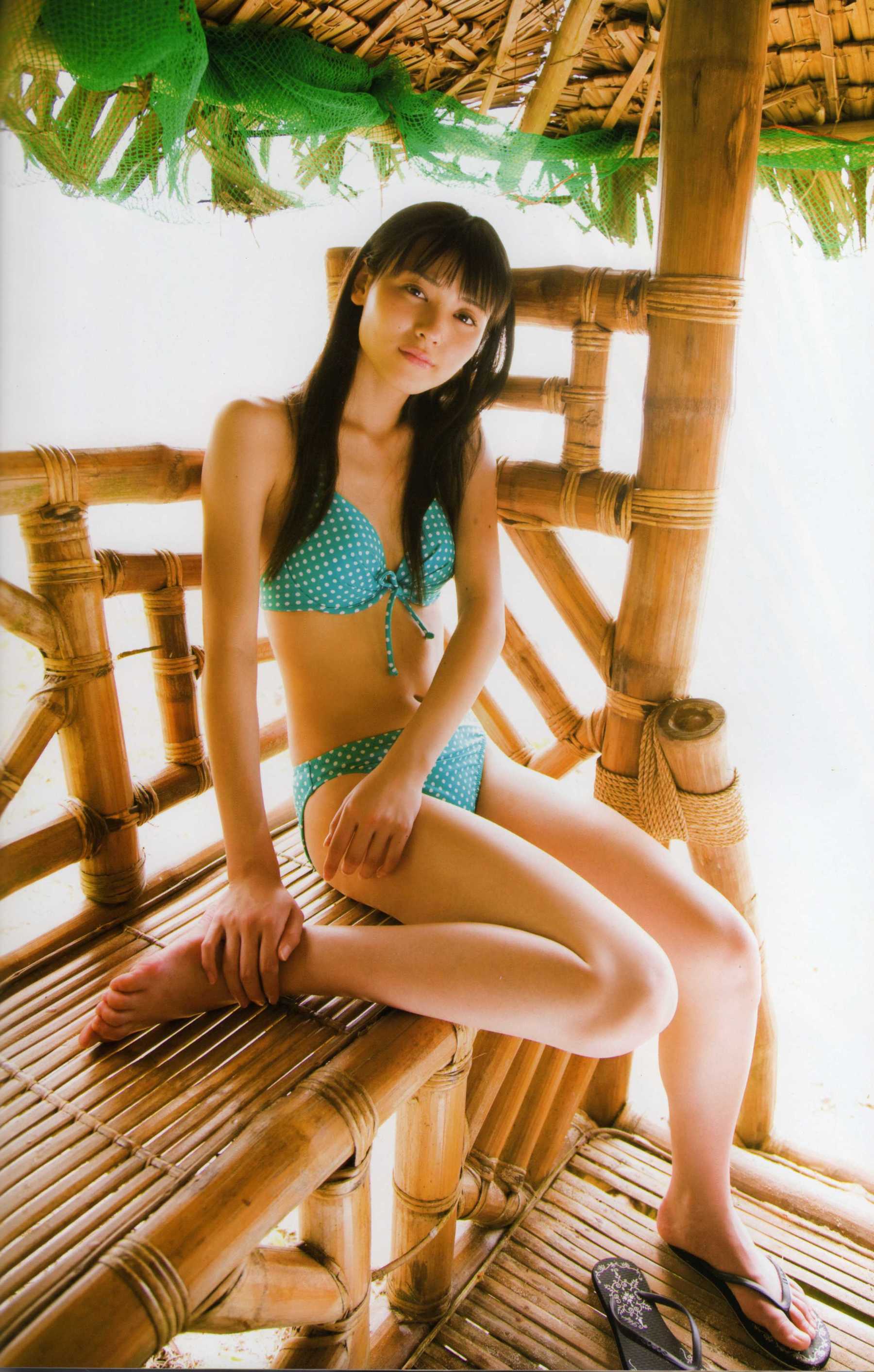 Maimi Yajima 矢島舞美  [PhotoBook]/(86P)