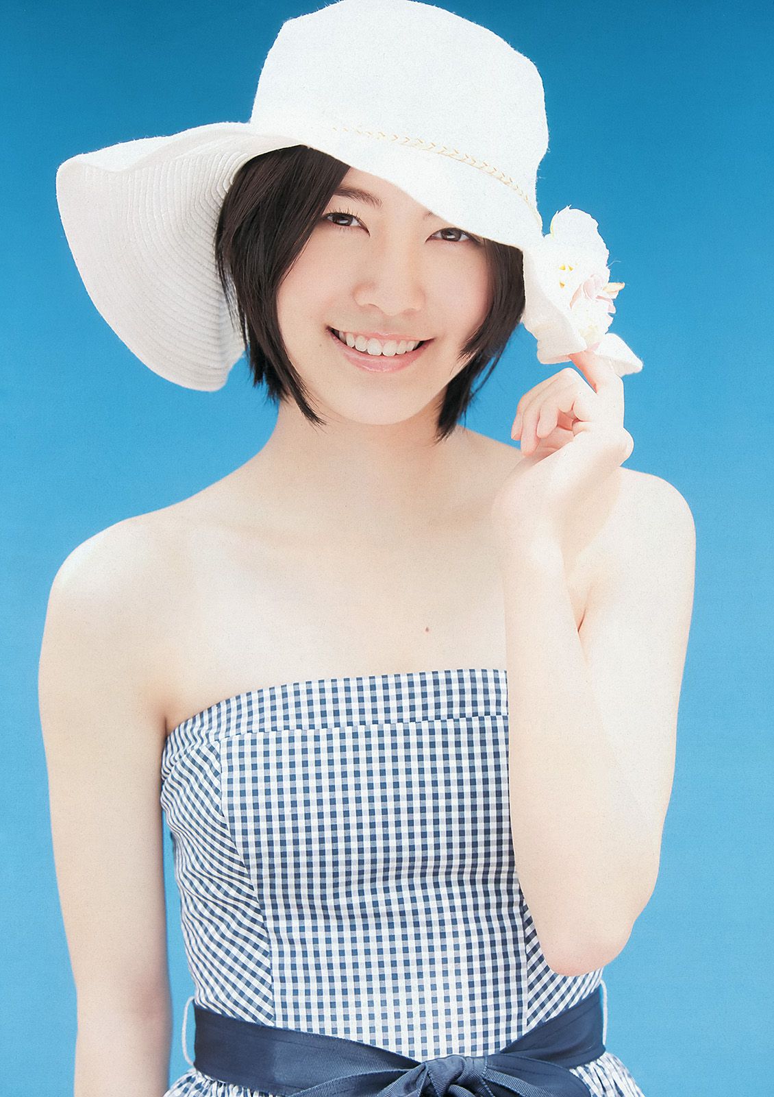 松井珠理奈 鈴木愛理 麻倉みな 葉加瀬マイ NMB48 秋谷綾乃 [Weekly Playboy] 2012年No.39 写真杂志/(43P)