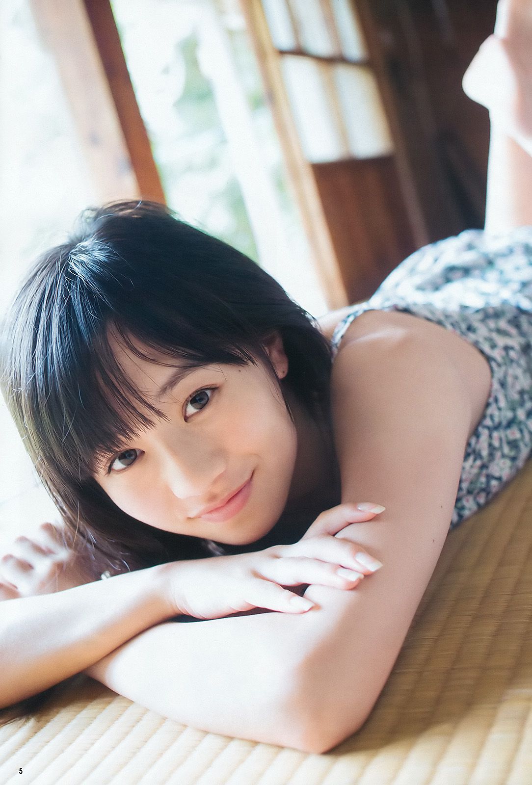 伊藤萌々香 松井珠理奈 [Weekly Young Jump] 2015年No.44 写真杂志/(13P)