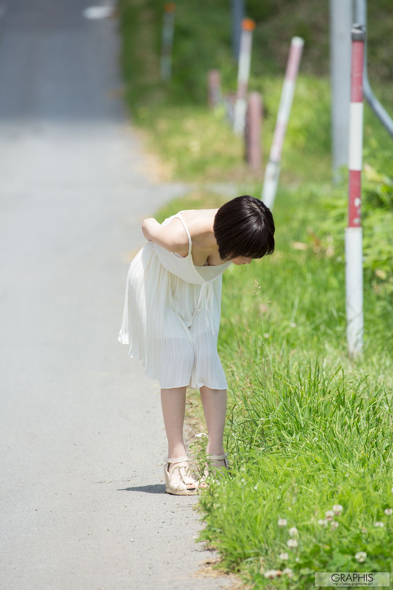 鈴村 あいり《Summer Special 2015 》 [Graphis]/(64P)