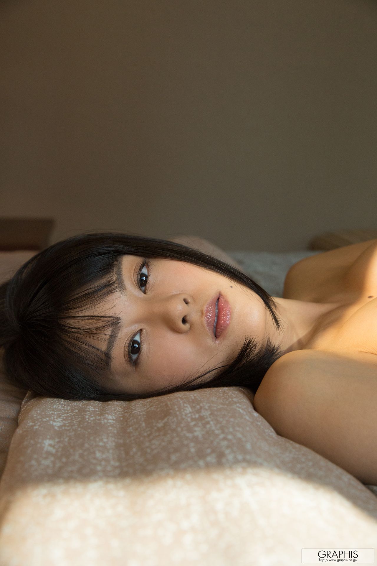 松岡ちな『Gifted』 [Graphis] Gals/(30P)