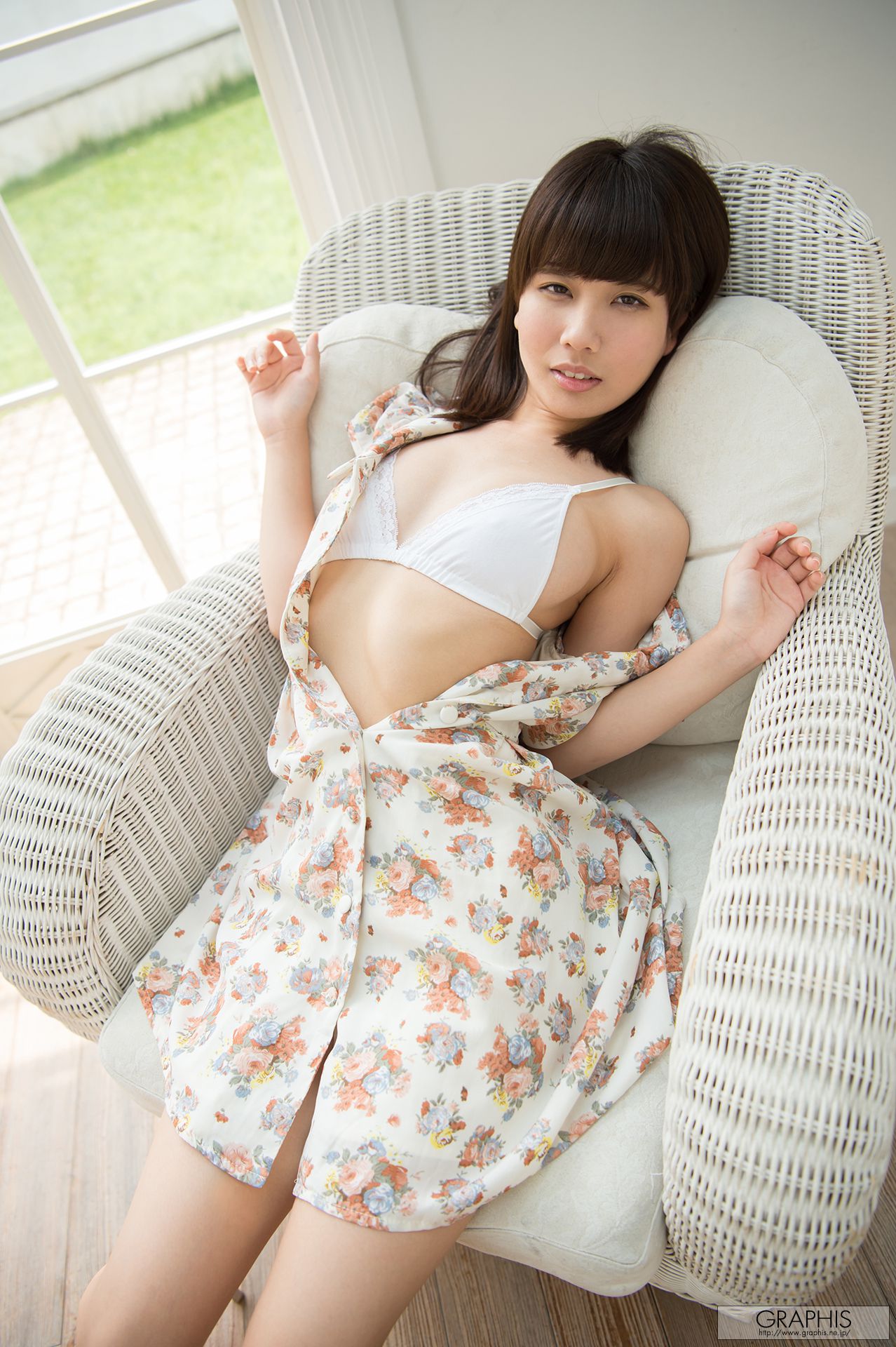 Mii Kurii 栗衣みい/栗衣美伊 [Graphis] First Gravure 初脫ぎ娘/(66P)