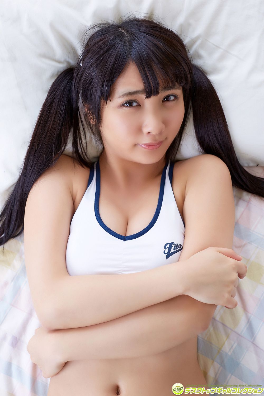 水沢柚乃《声優にもチャレンジ！巨乳ゲームアイドル！》 [DGC]/(100P)