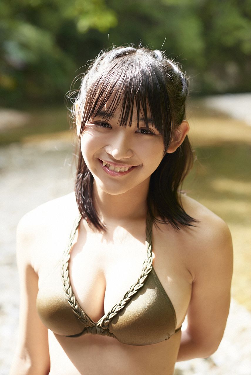 浅川梨奈《目が合ったらもう離れられない》 [WPB-net] No.188-189/(131P)