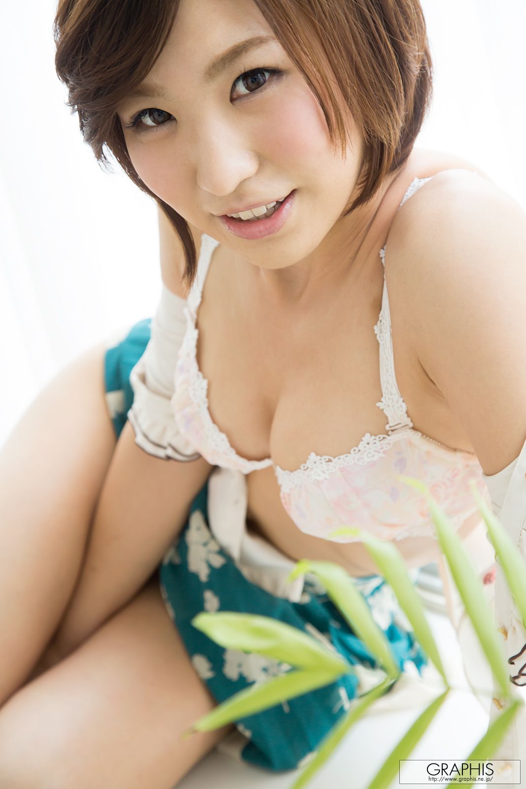 夏希みなみ/夏希南 [Graphis] First Gravure 初脱ぎ娘/(31P)