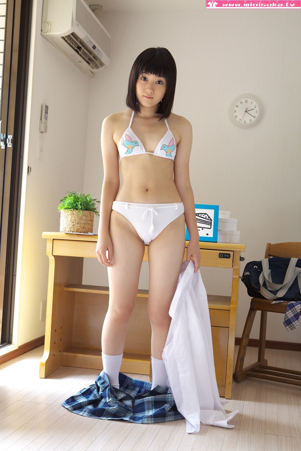 三崎鈴 现役女子高生 [Minisuka.tv] Special Gallery/(100P)