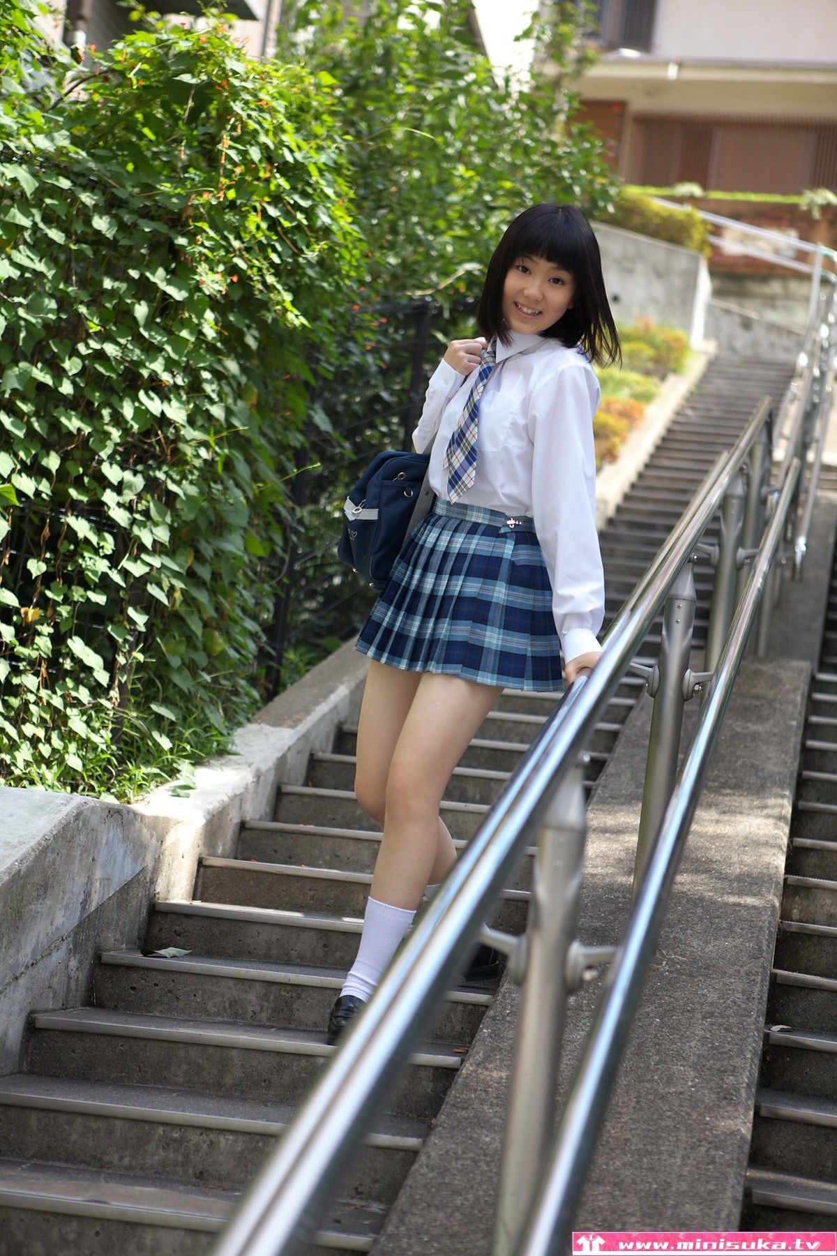 三崎鈴 现役女子高生 [Minisuka.tv] Special Gallery/(100P)