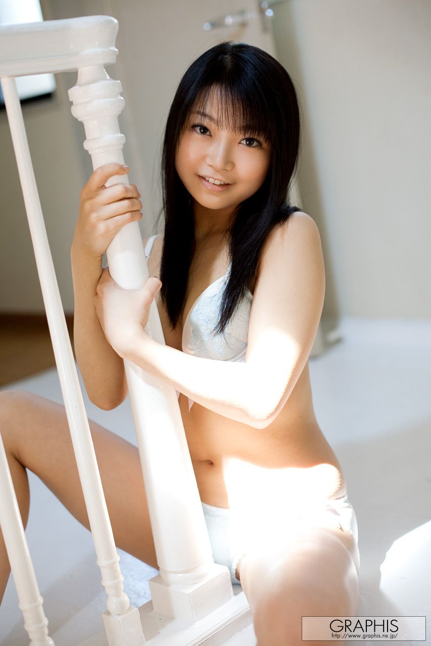 葵ちひろ/葵千寻 [Graphis] First Gravure 初脱ぎ娘/(34P)