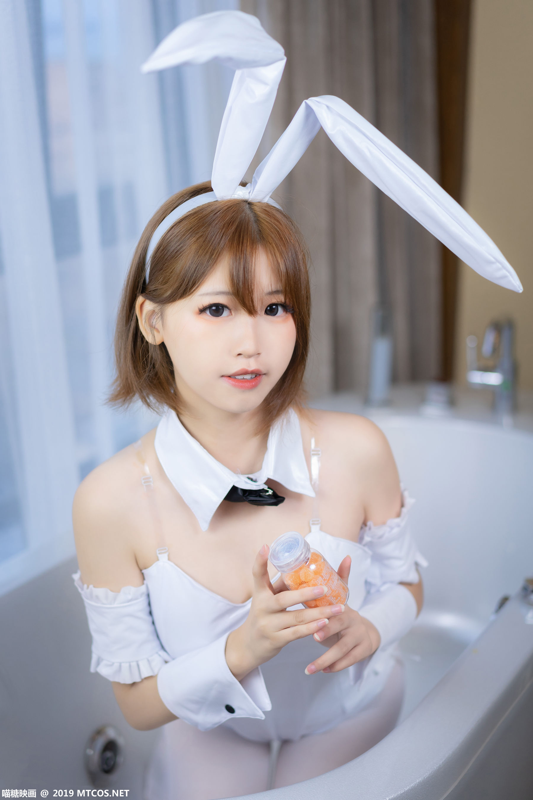 [喵糖映画] VOL.041 白色兔女郎/(42P)