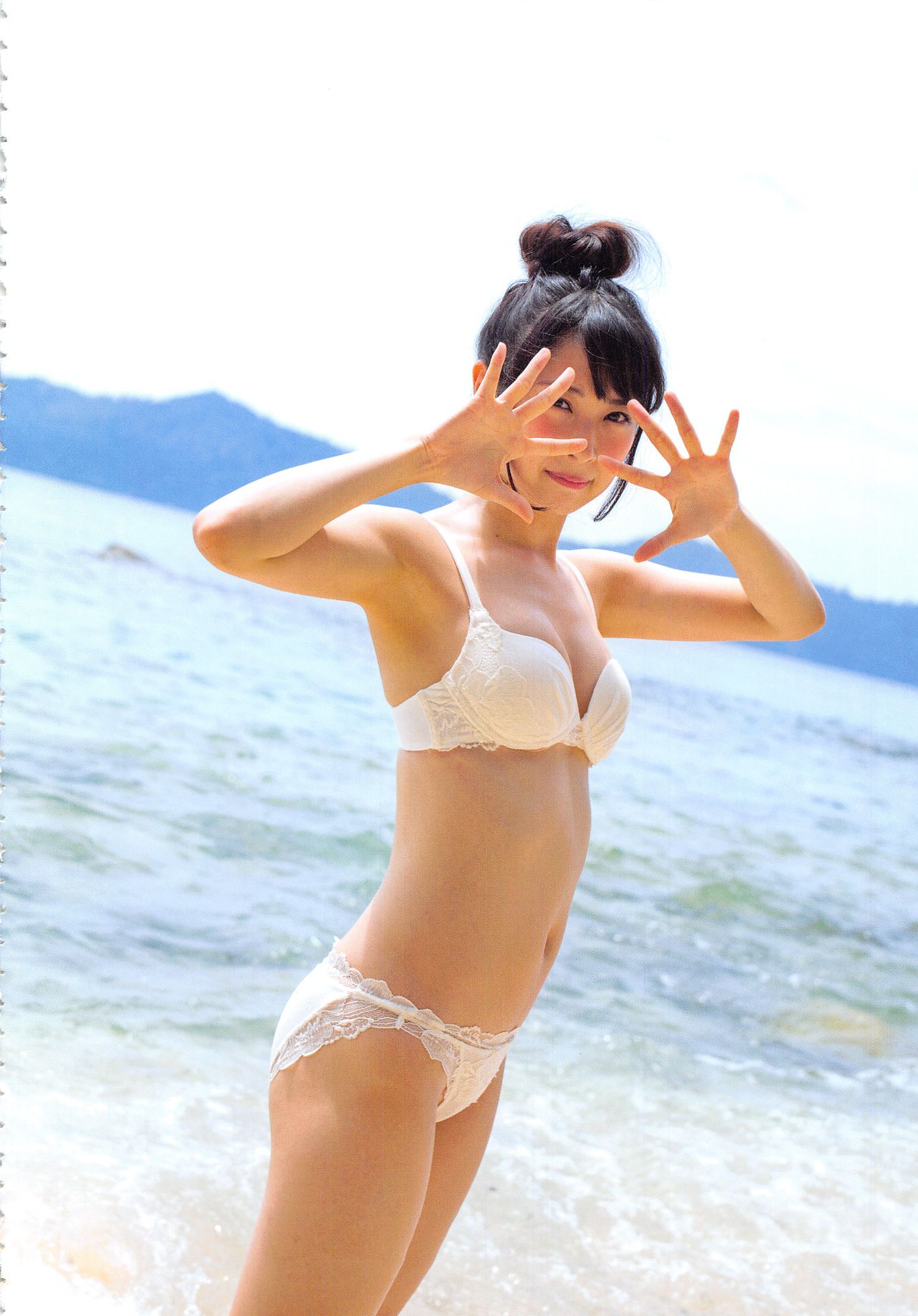 高柳明音《Churi》 [Photobook]/(136P)