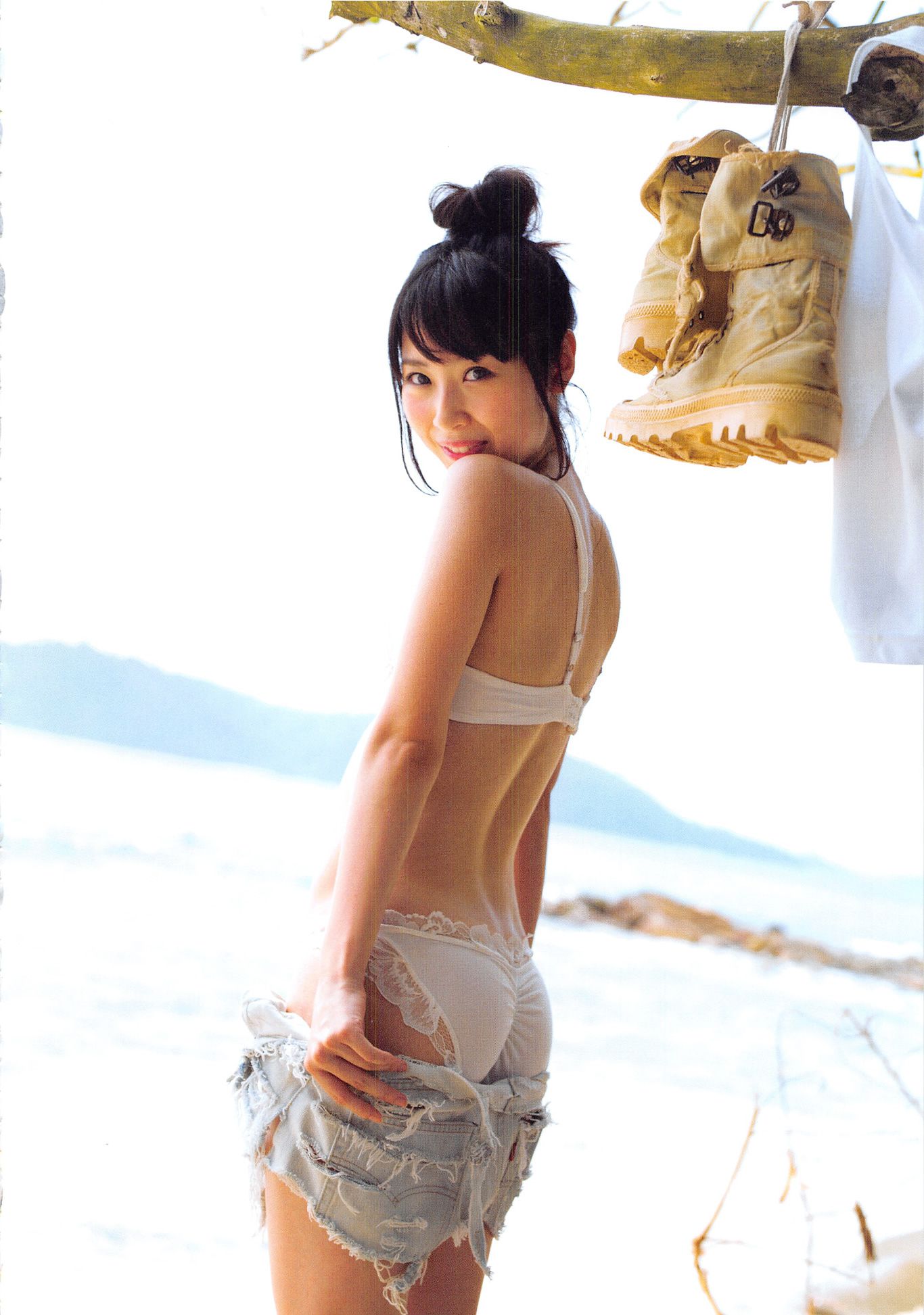 高柳明音《Churi》 [Photobook]/(136P)