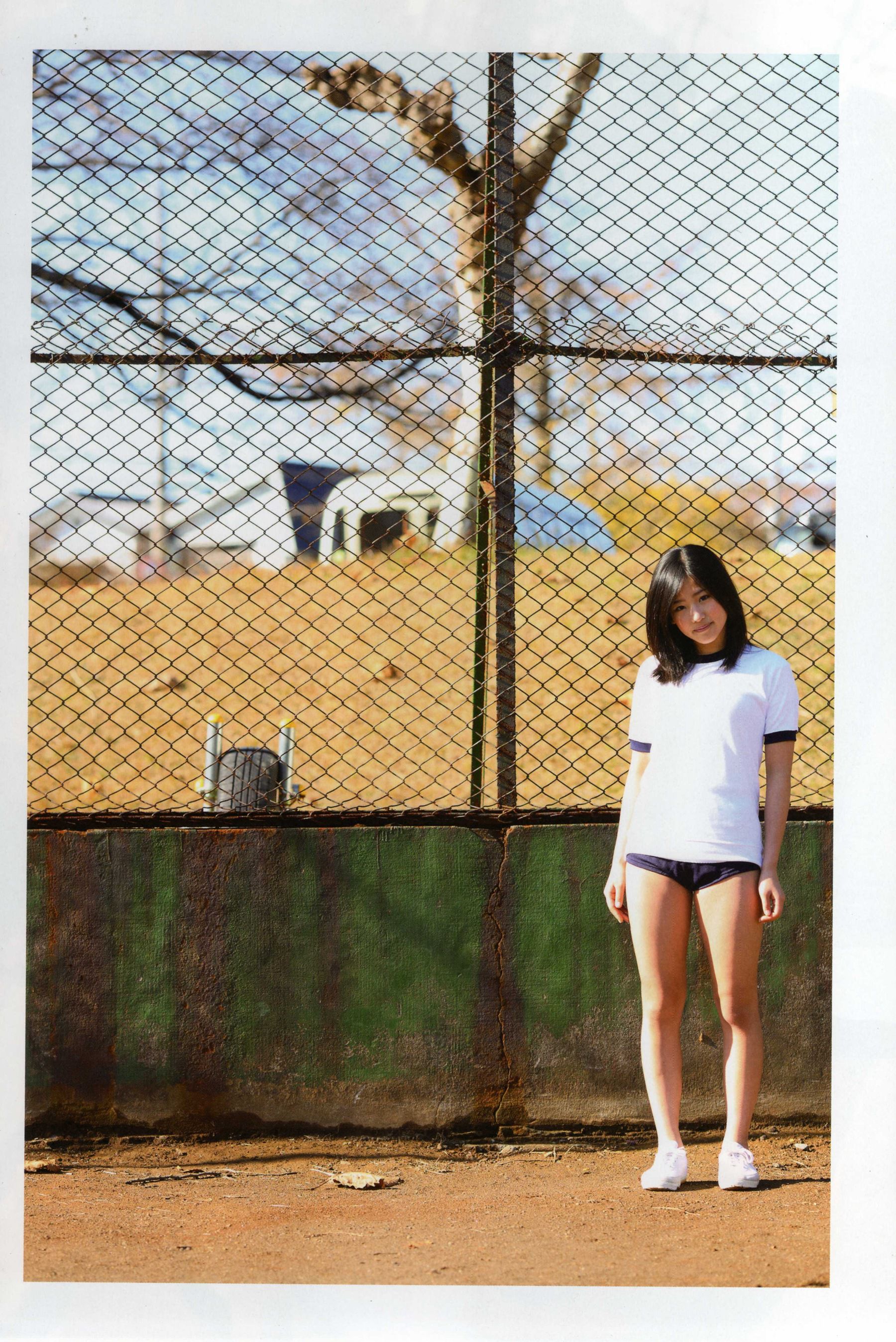 渡り廊下走り队 《Akkanbe》 [Photo Book]/(115P)