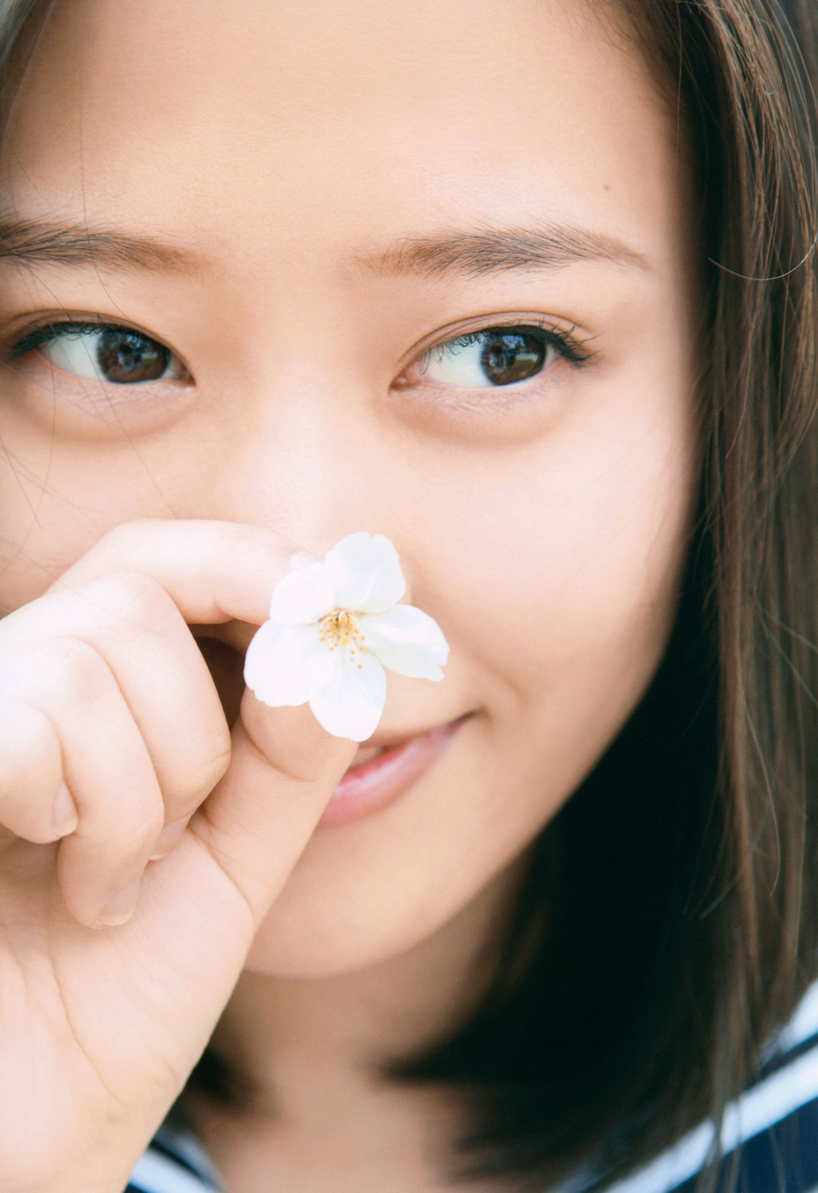 小田さくら/小田樱 《 さくら模様 》ファースト [PhotoBook]/(73P)