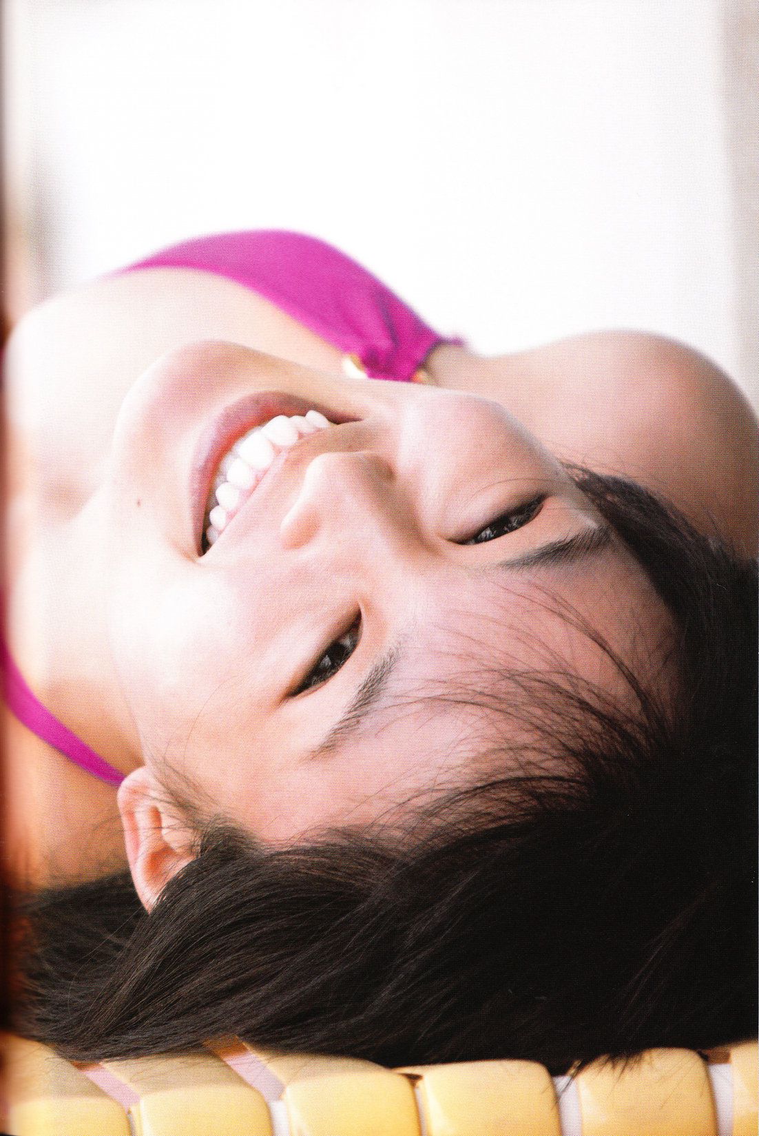 Sayaka Yamamoto 山本彩《みる神》[Photo book]/(144P)