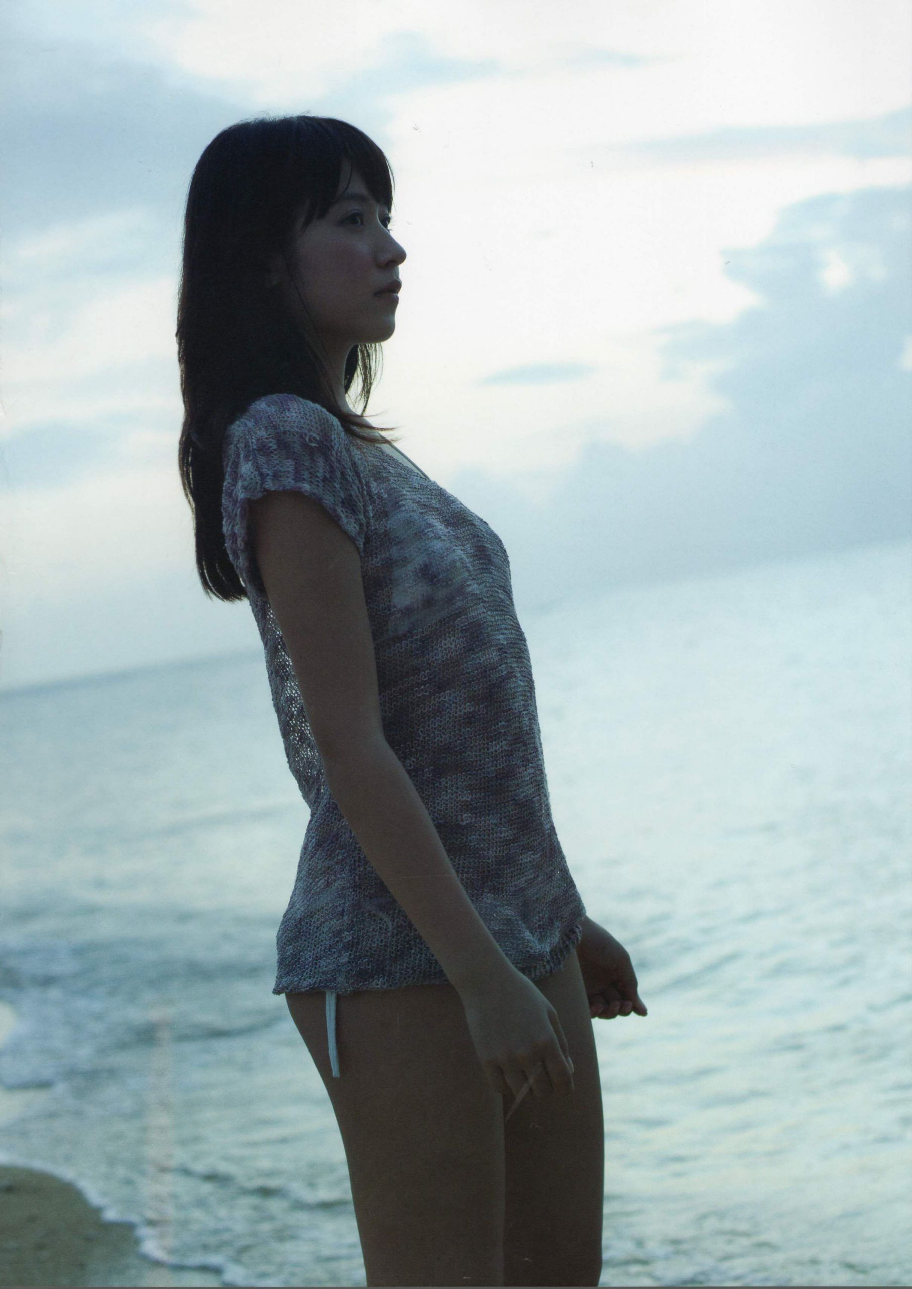 卫藤美彩《Color》 [PhotoBook]/(92P)