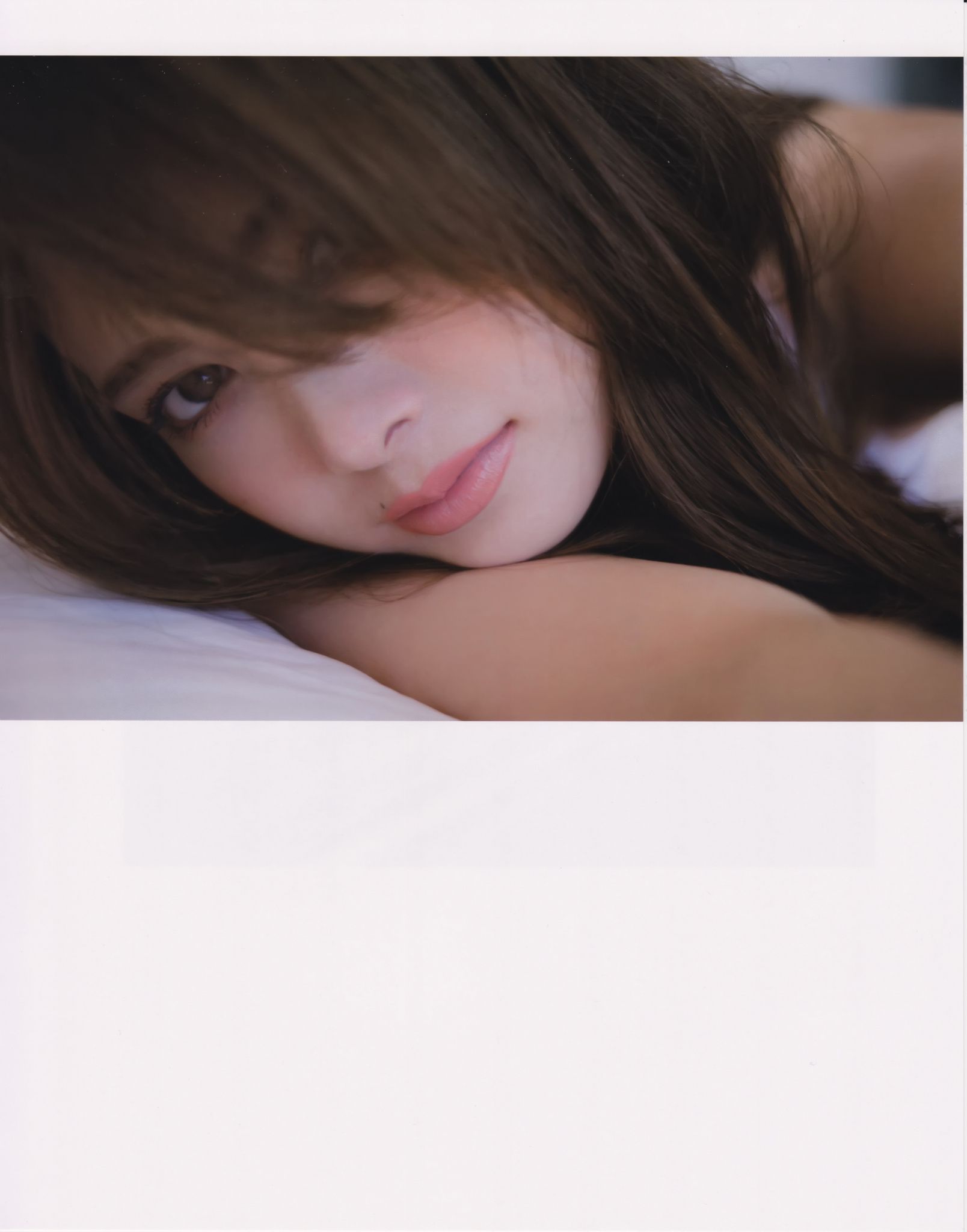 白石麻衣《パスポート》 [Photo Book]/(131P)