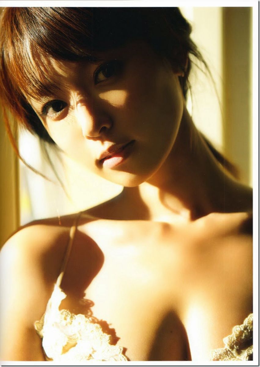 深田恭子 《(un)touch》 [Photo Book]/(97P)