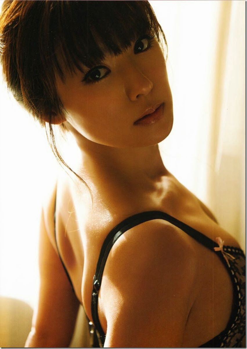 深田恭子 《(un)touch》 [Photo Book]/(97P)