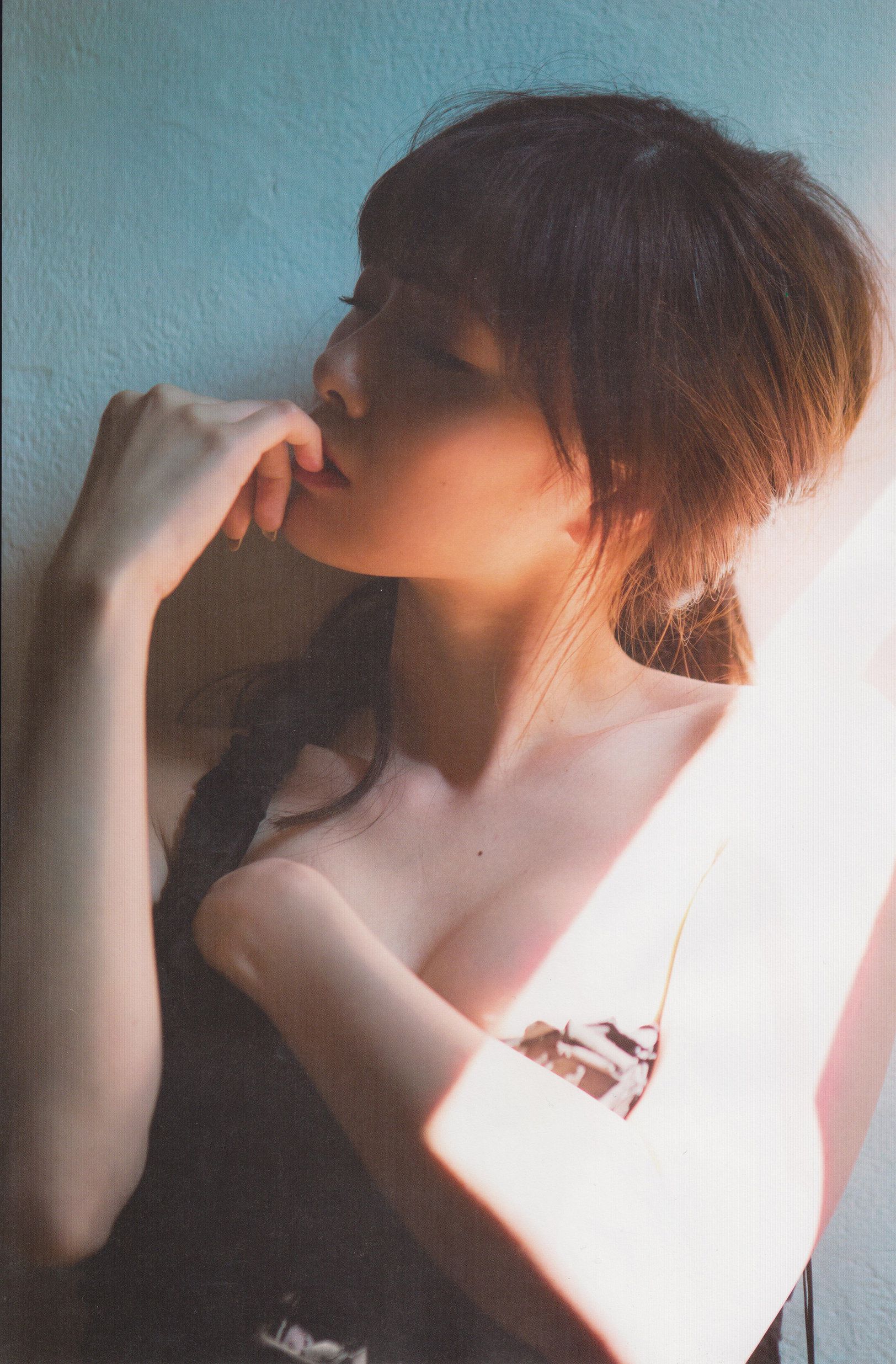 白石麻衣《清純な大人?》 [Photo Book]/(94P)