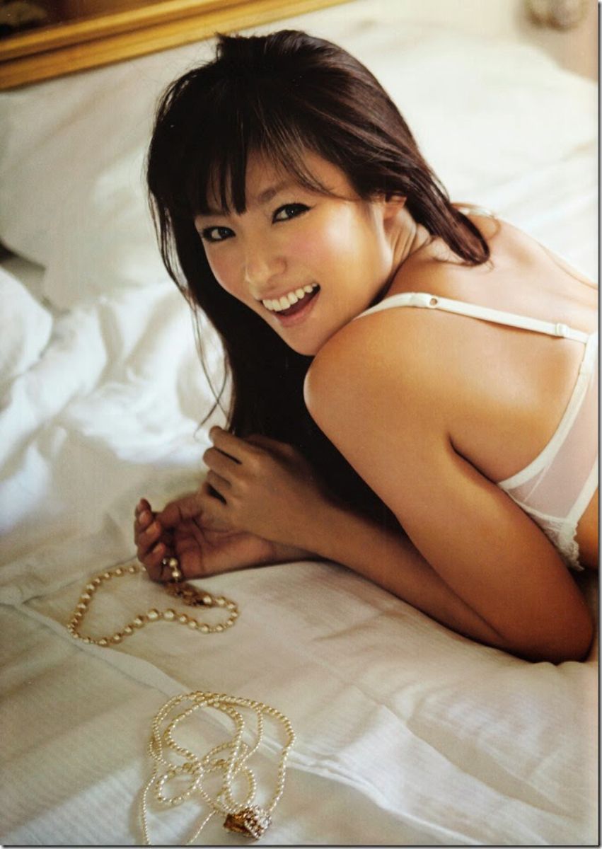 深田恭子 《(un)touch》 [Photo Book]/(97P)