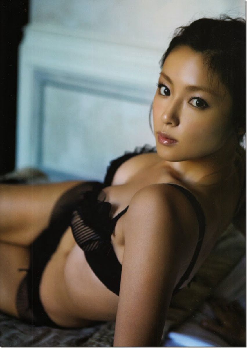 深田恭子 《(un)touch》 [Photo Book]/(97P)