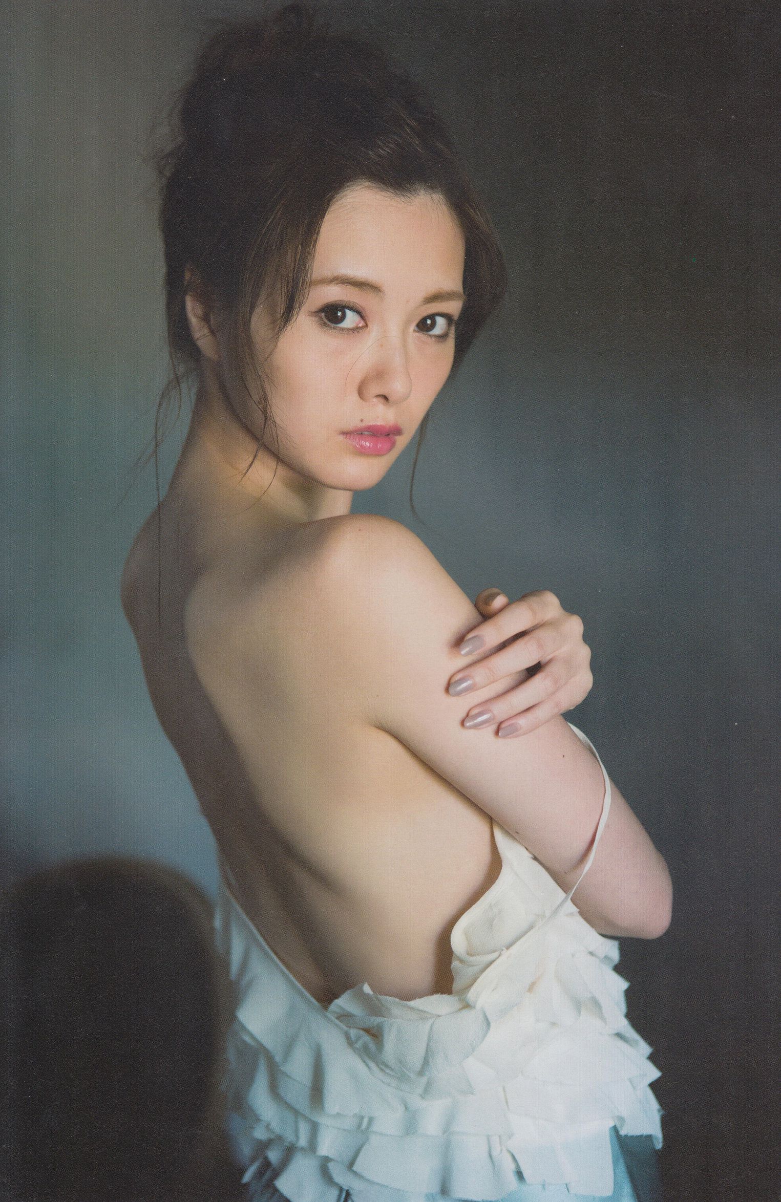 白石麻衣《清純な大人?》 [Photo Book]/(94P)