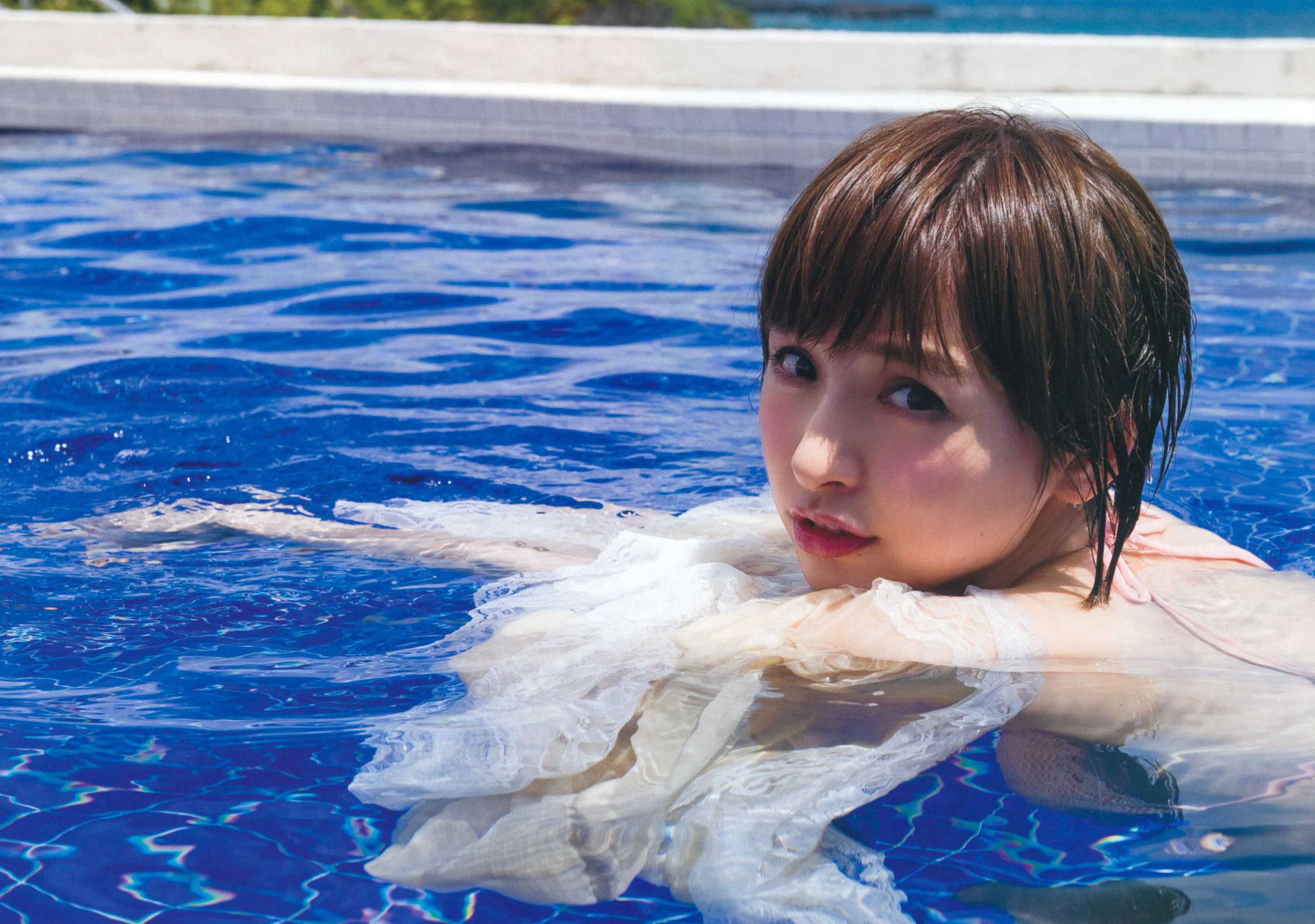 篠田麻里子《Memories》完全版 [PB]/(245P)