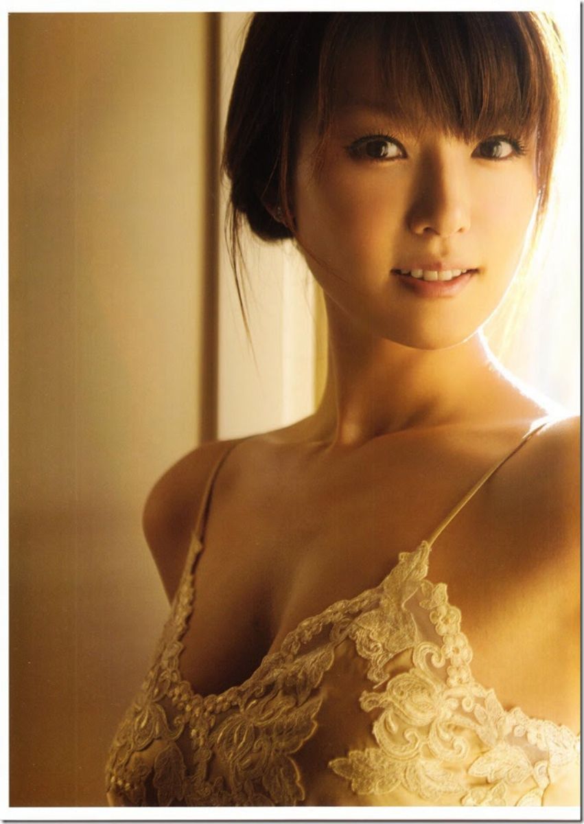 深田恭子 《(un)touch》 [Photo Book]/(97P)