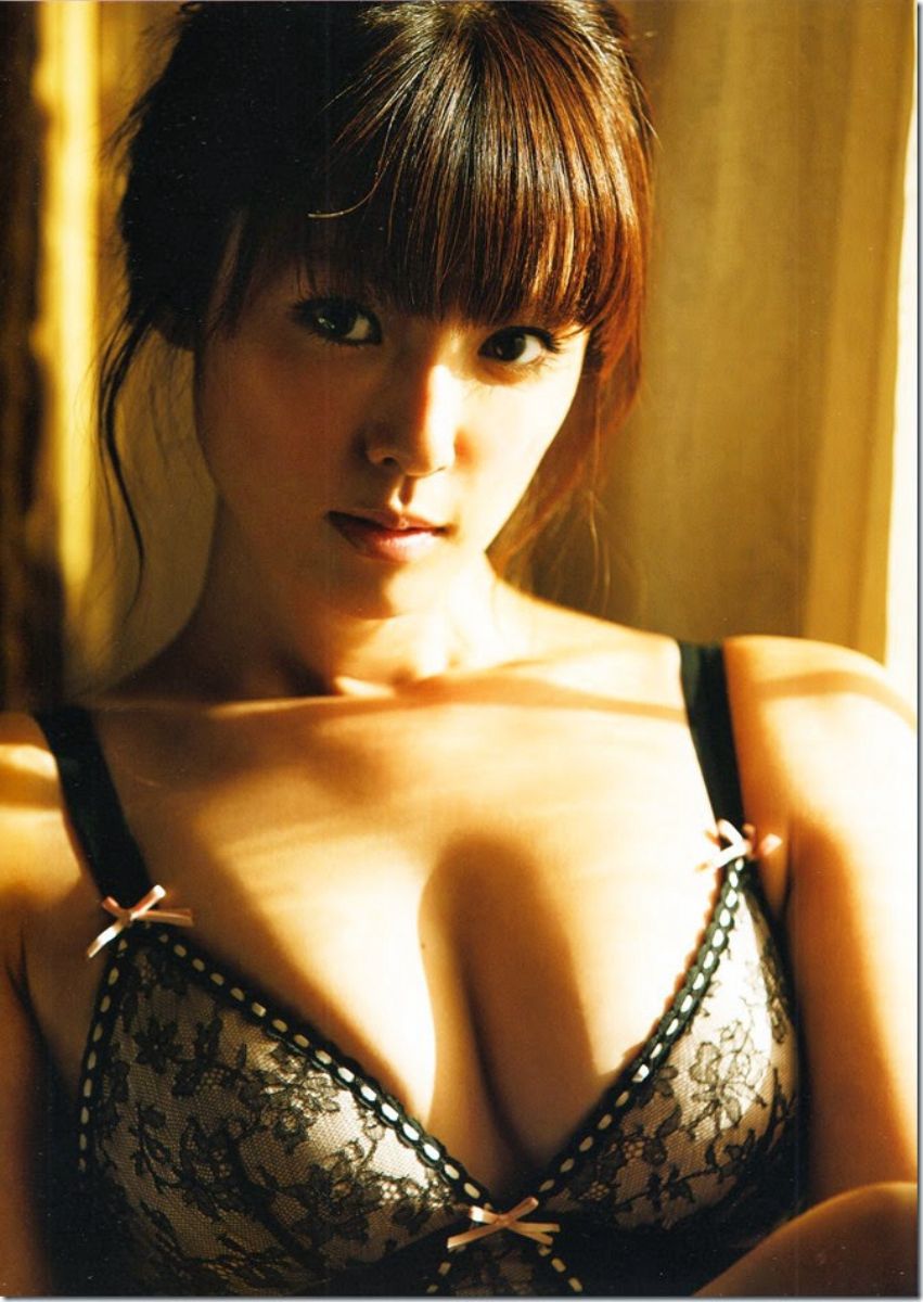 深田恭子 《(un)touch》 [Photo Book]/(97P)